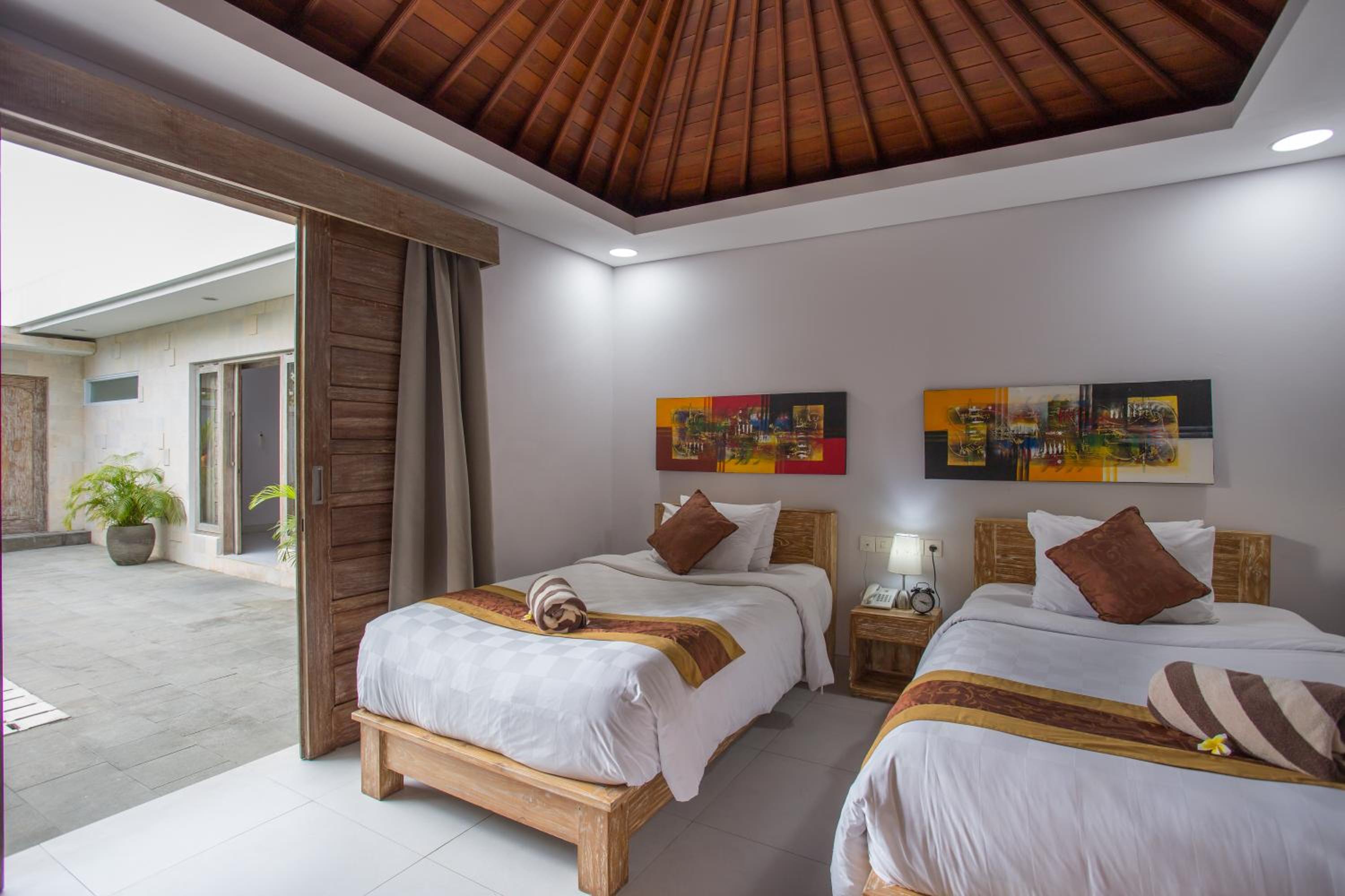 Two-Bedroom Pool Villa - Photo 36