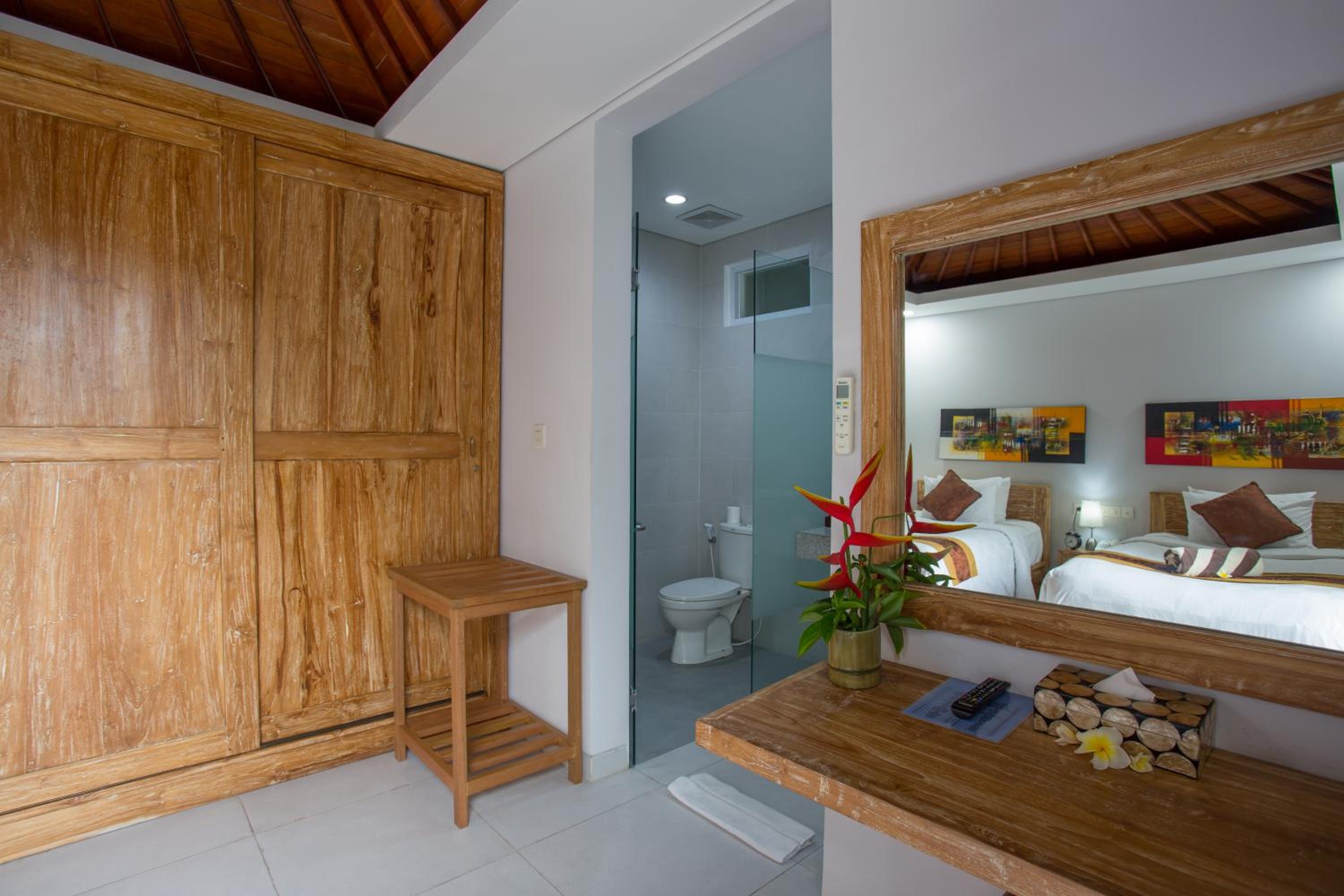 Two-Bedroom Pool Villa - Photo 33