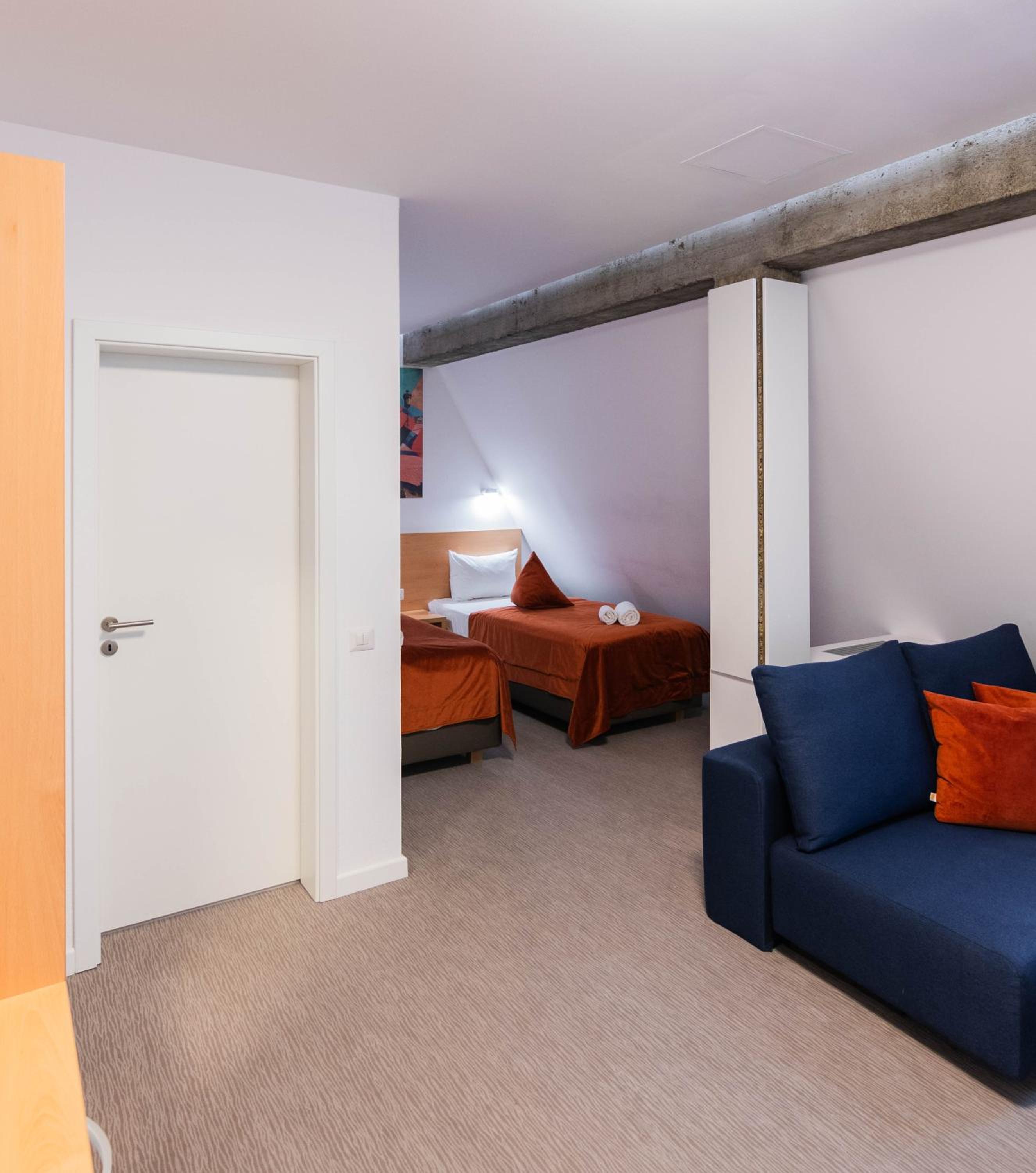 Deluxe Double Room - Photo 3