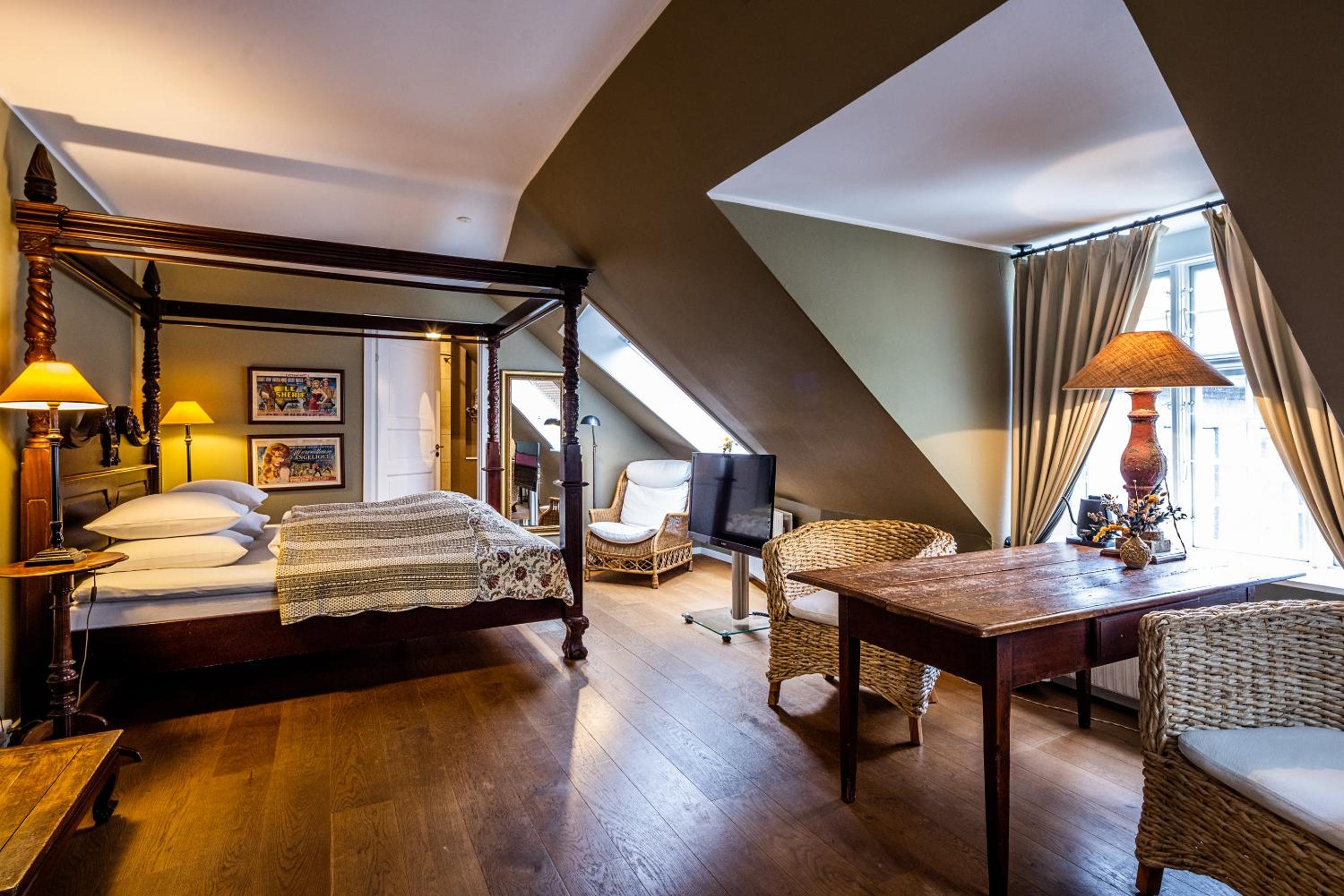 Deluxe Double Room - Photo 6