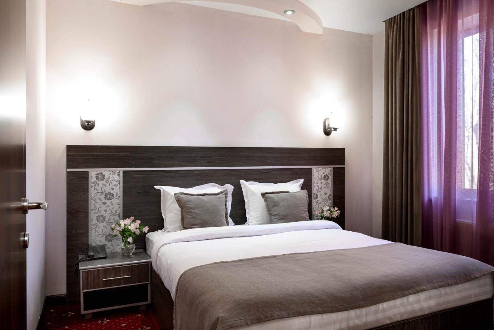 Junior Suite (2 Adults)