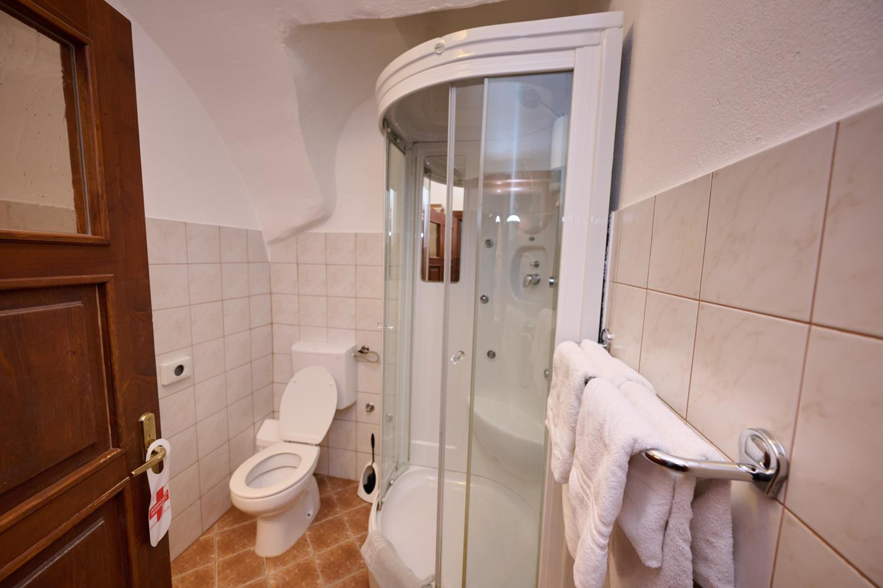 One-Bedroom Apartment (Rozga) - Photo 8