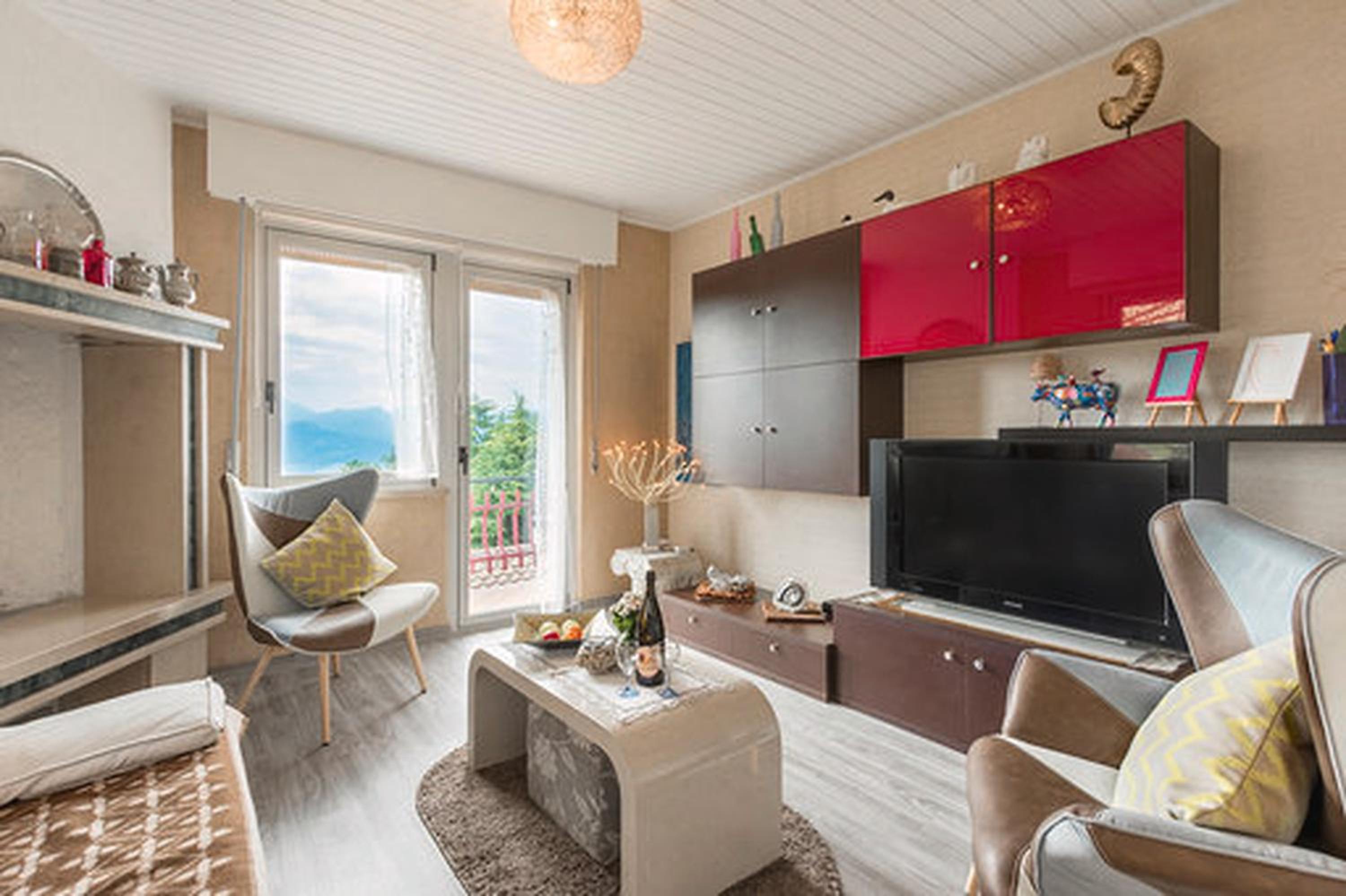 Two-Bedroom Deluxe Apartment with Garden View