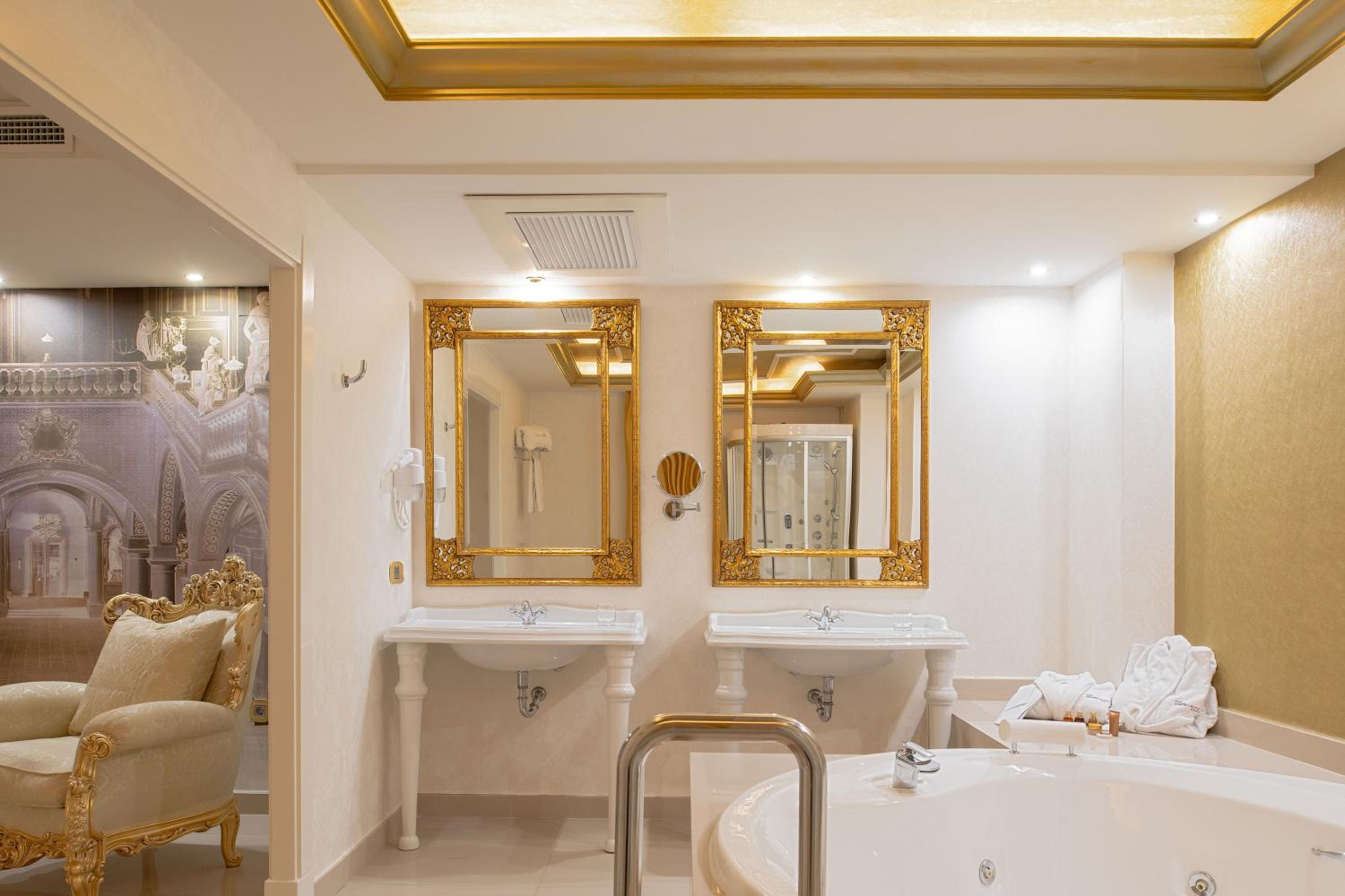 Suite Versalles - Photo 2