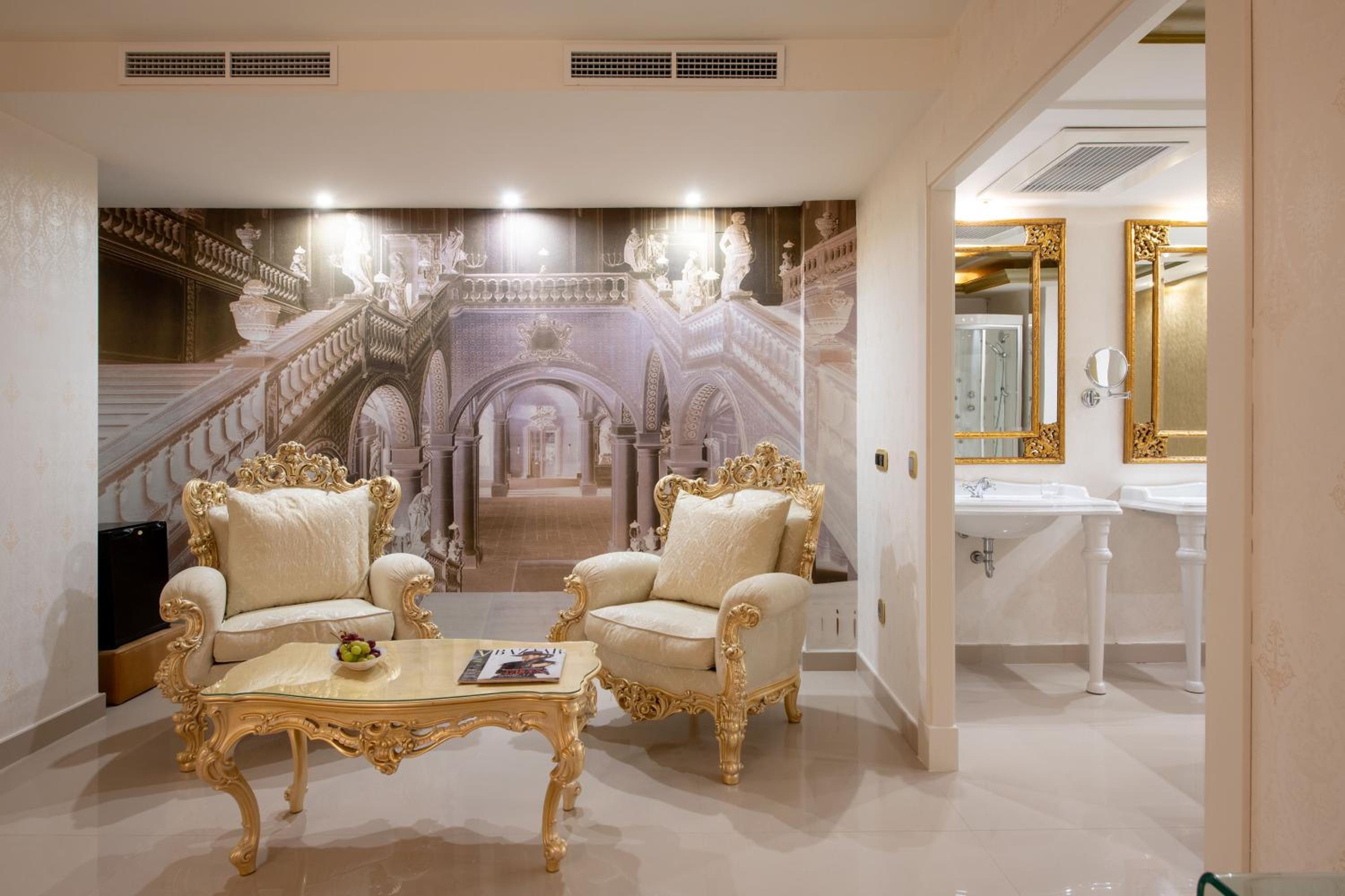 Suite Versalles - Photo 4