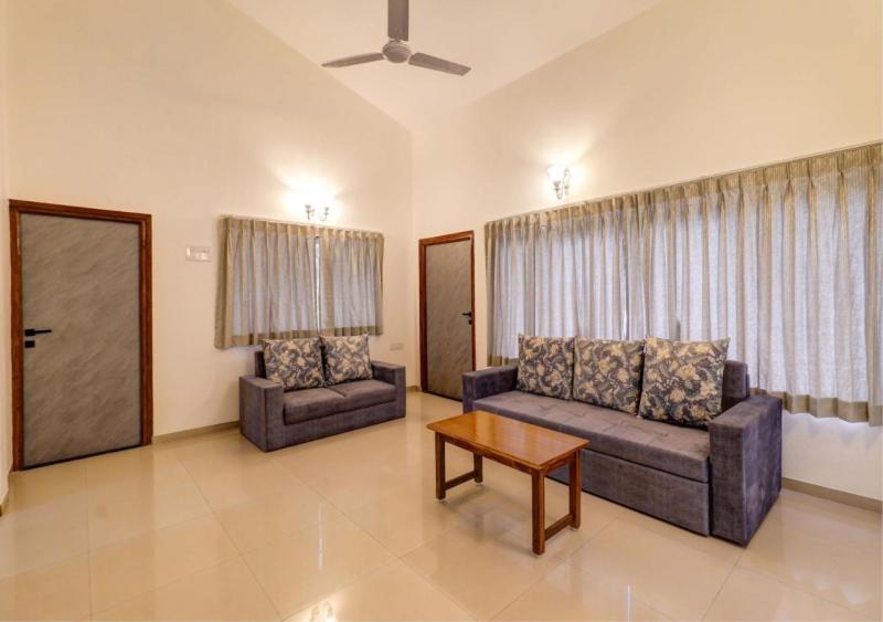 Villa photo 1