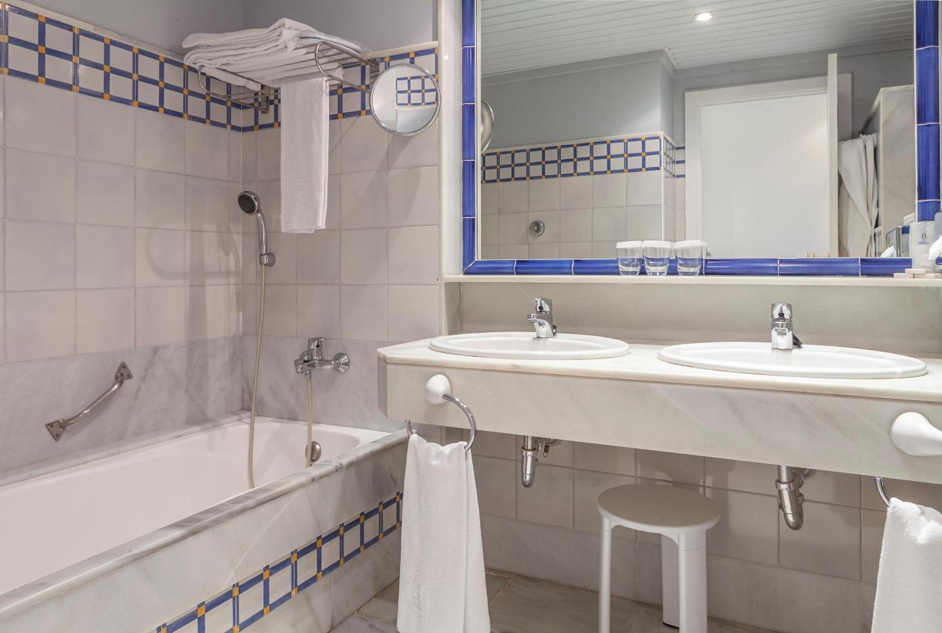 Junior Suite - Photo 8