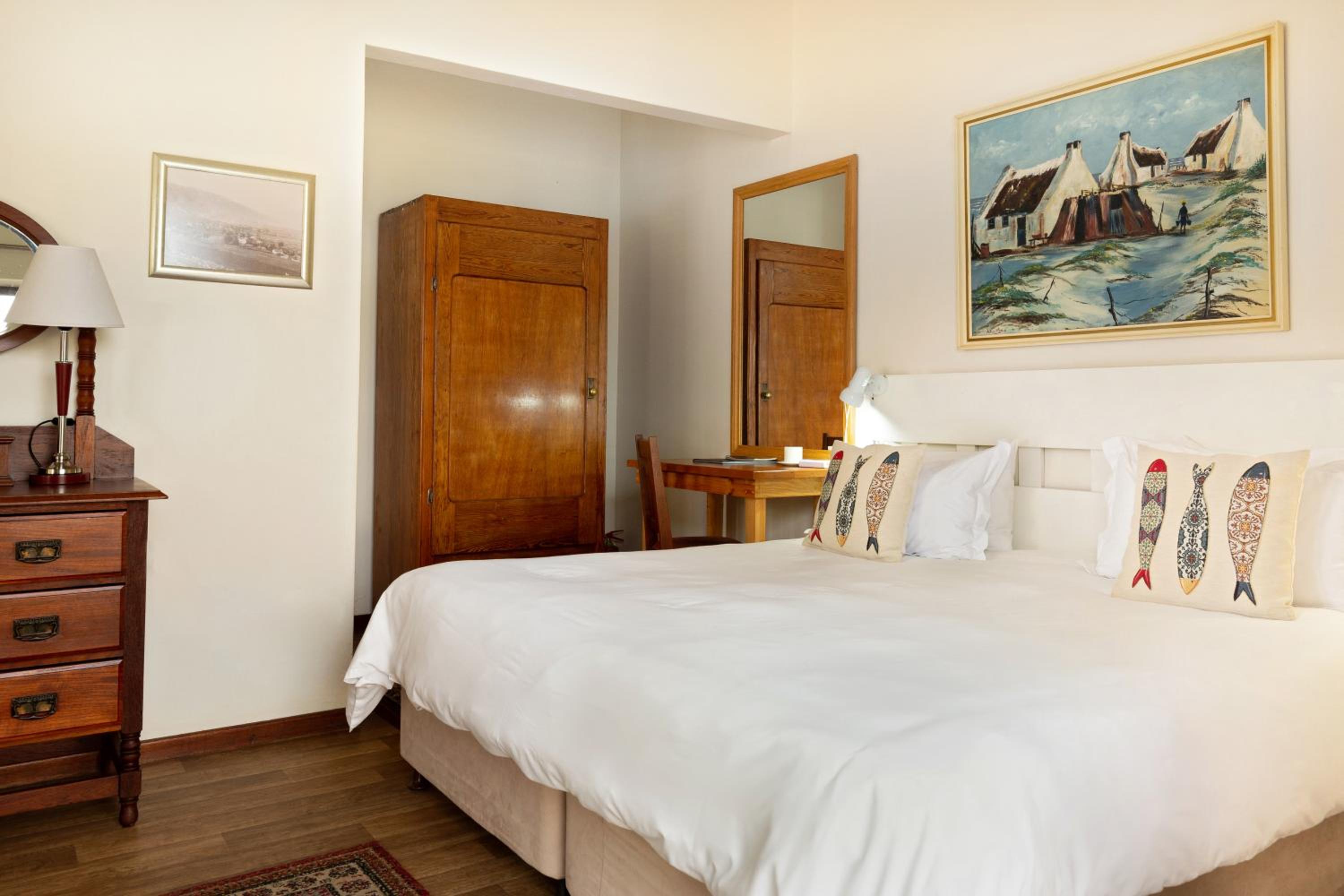 Budget Double or Twin Room with Street View (Hadida) - Photo 8