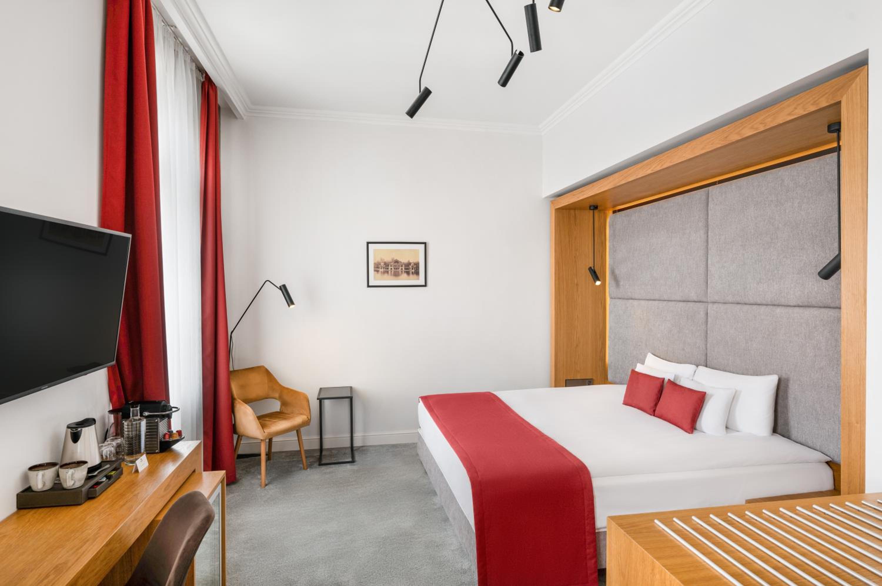 Superior Double Room - Photo 1