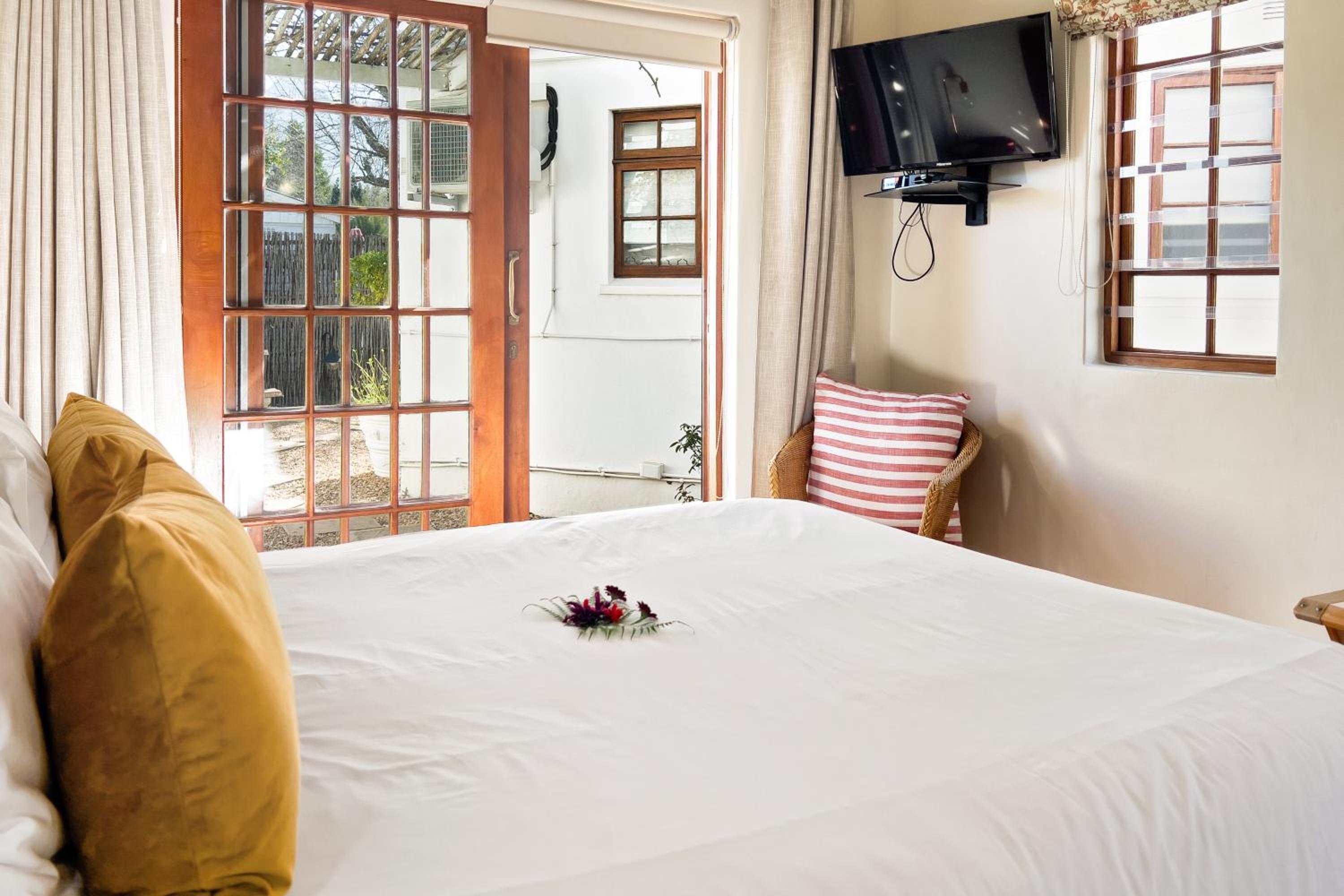 Double Room - Photo 5