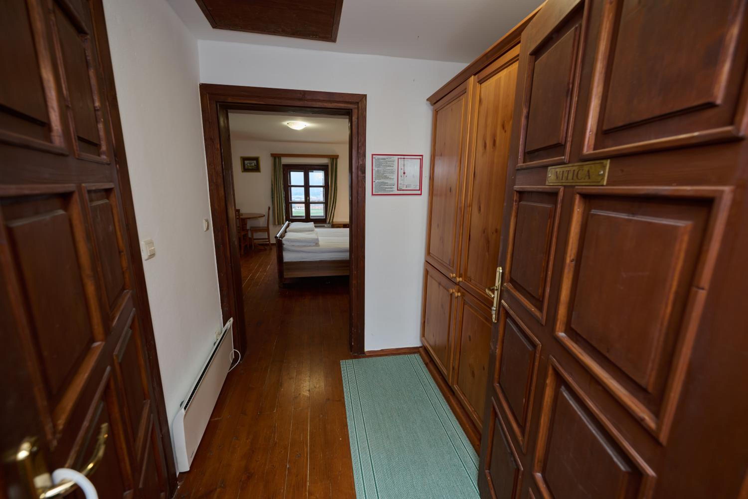 Vitica Apartment (2 Adults) - Photo 7