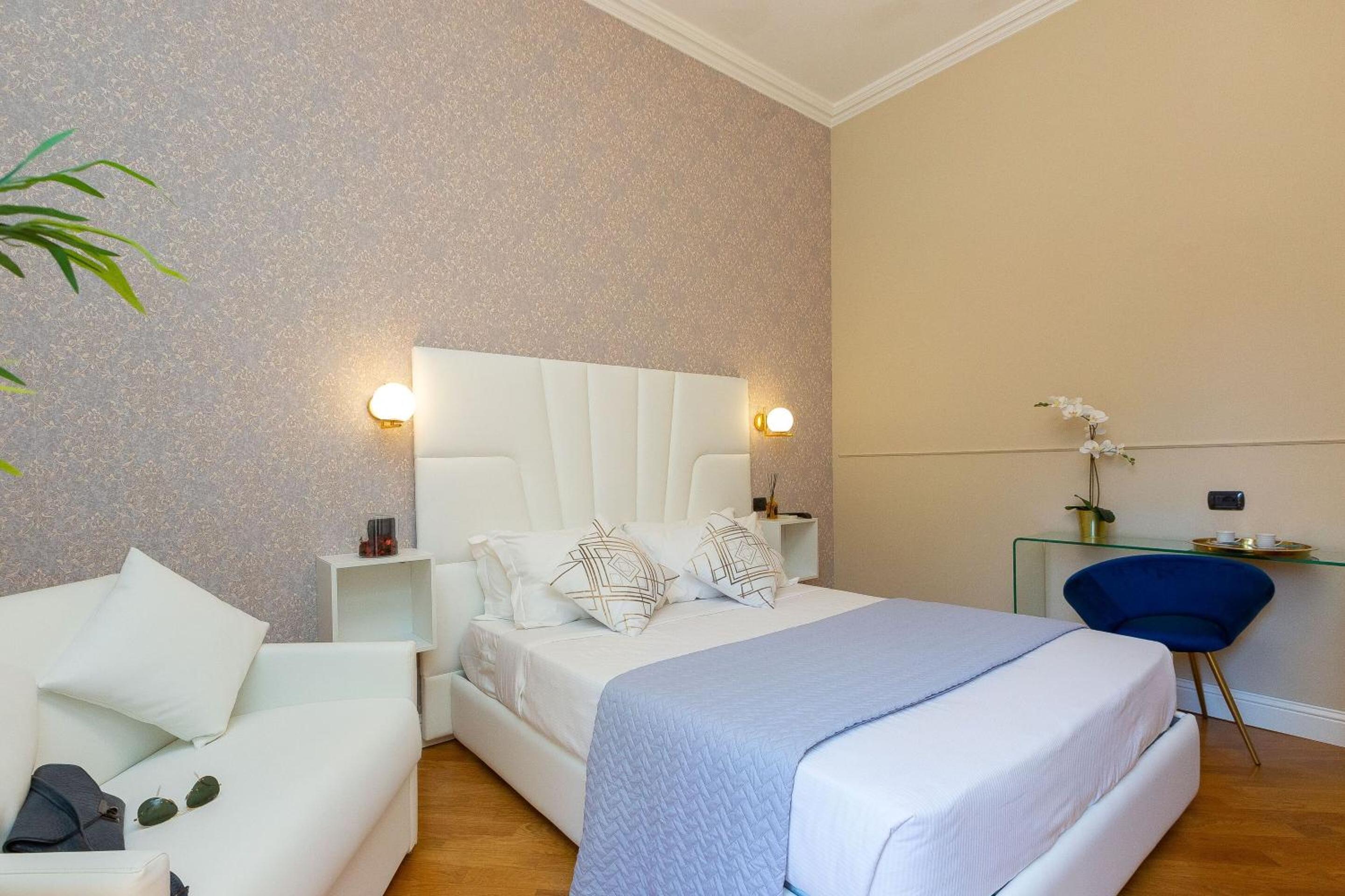 Deluxe Double Room photo 3