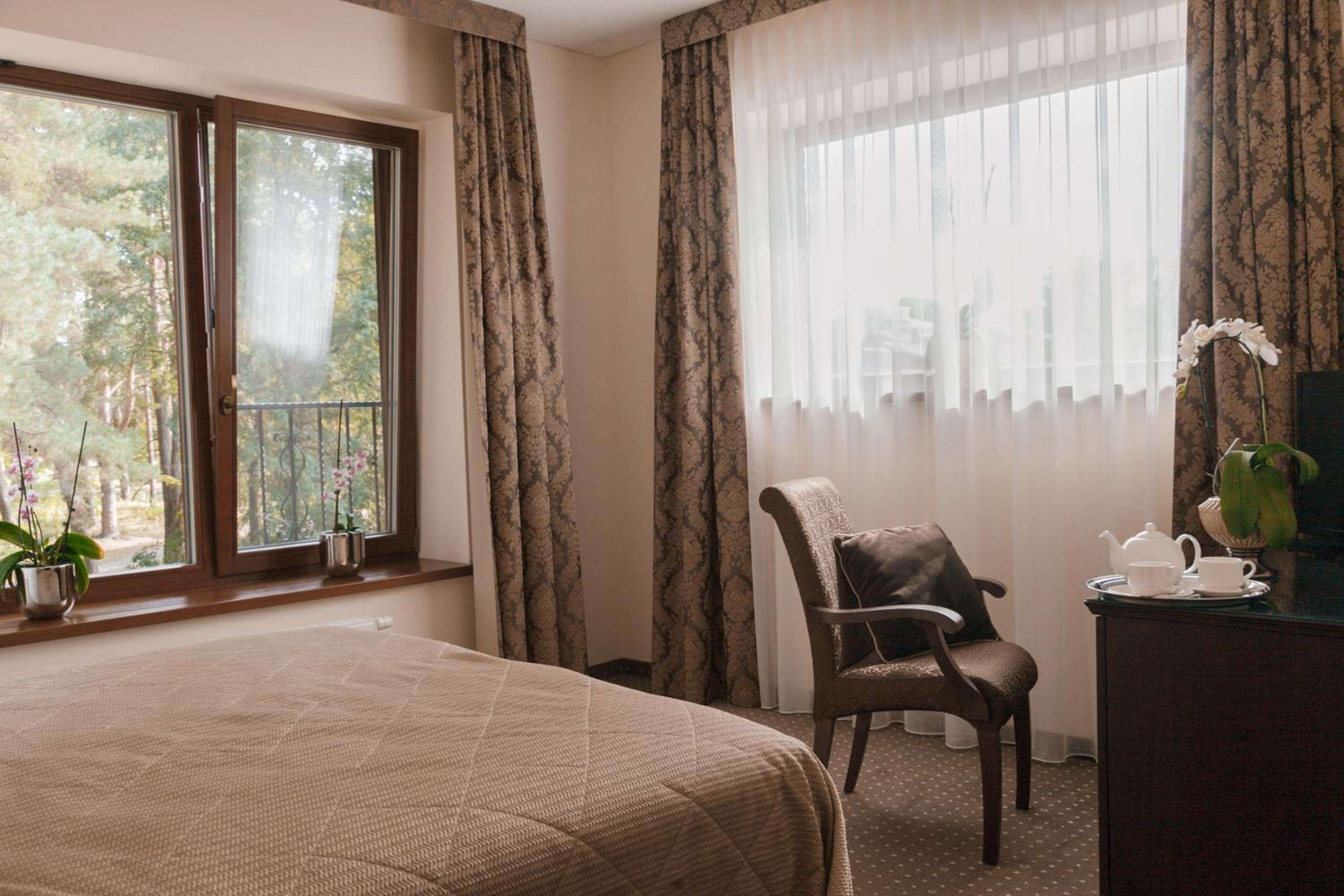 Double Room with Double Bed with SPA Access - Photo 2