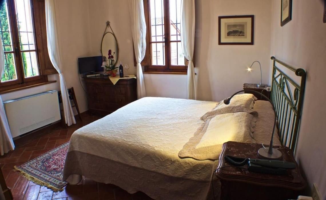 Double or Twin Room - Photo 1