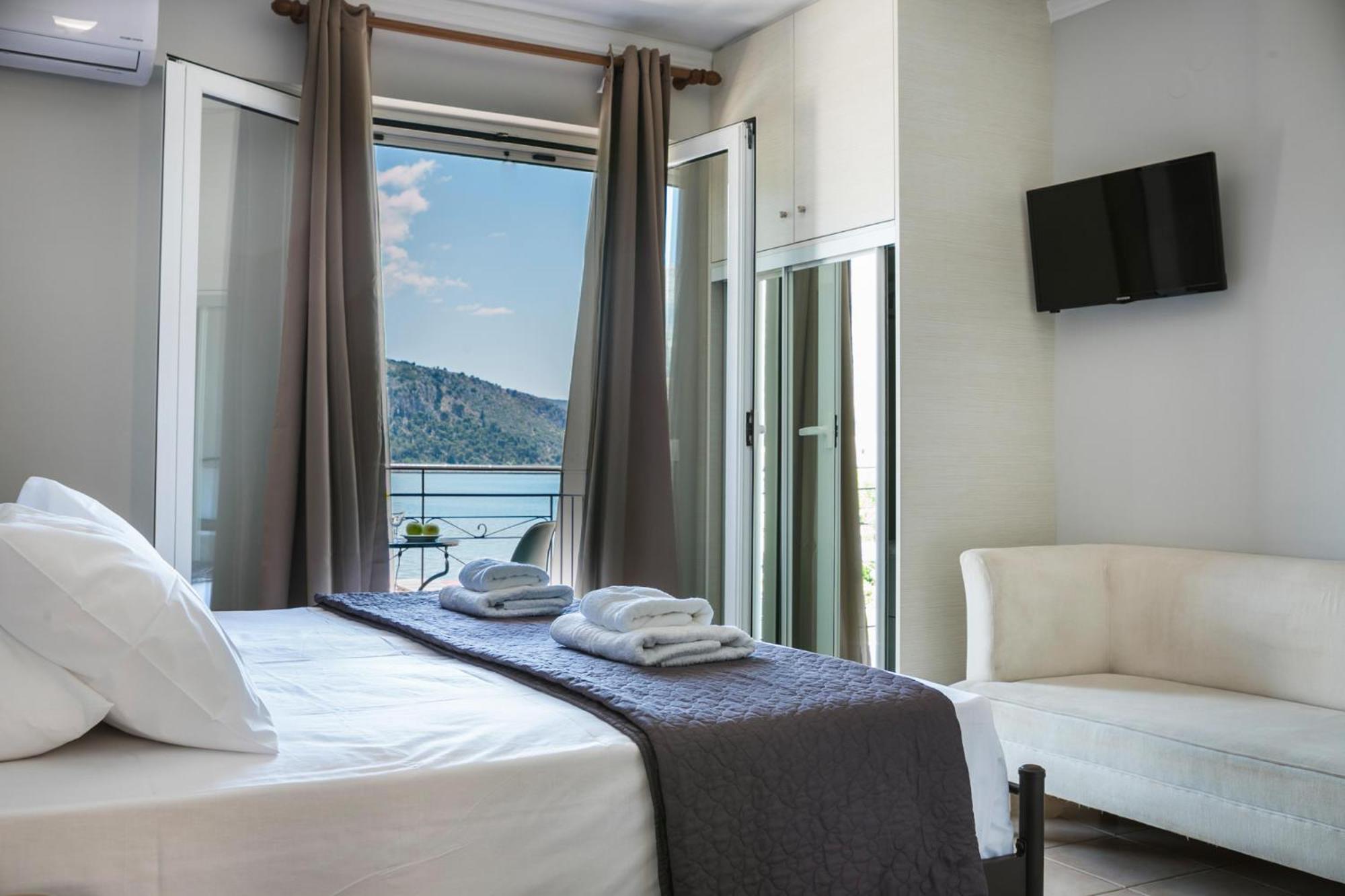 Deluxe Double Room with Sea View