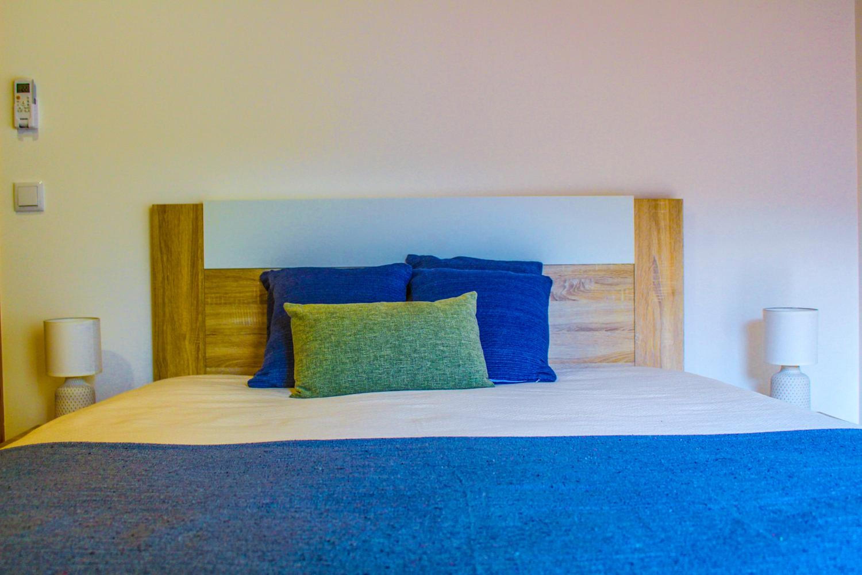 Double Room with Private Bathroom - Photo 2