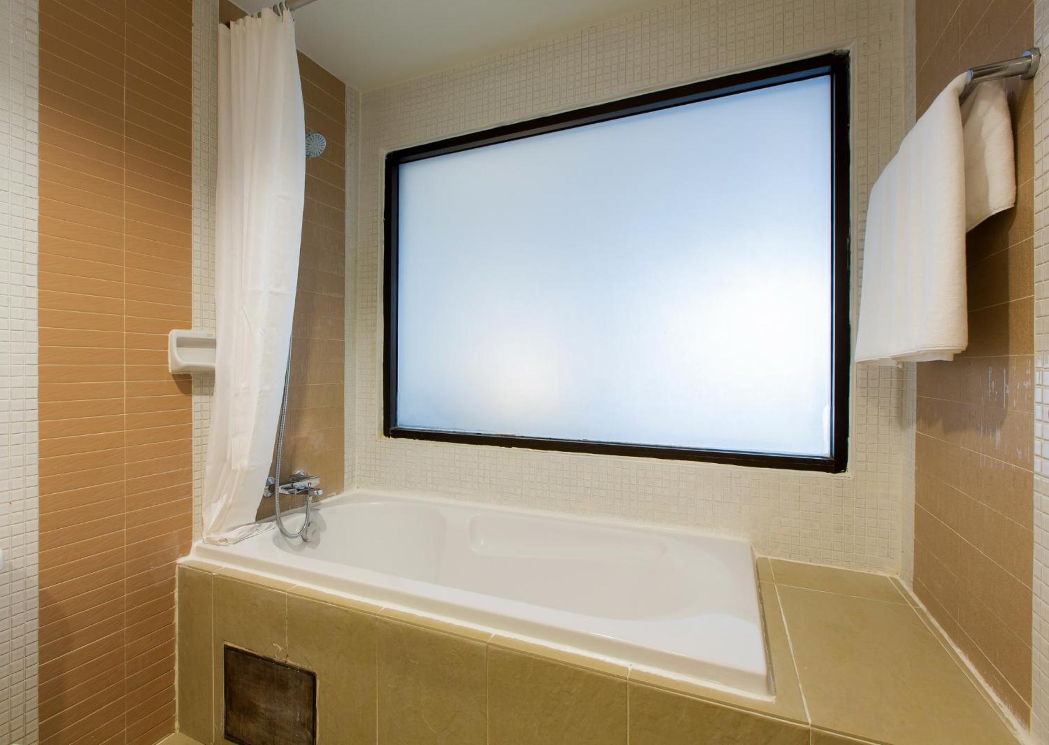 Deluxe Double or Twin Room Tropical Wing - Photo 6