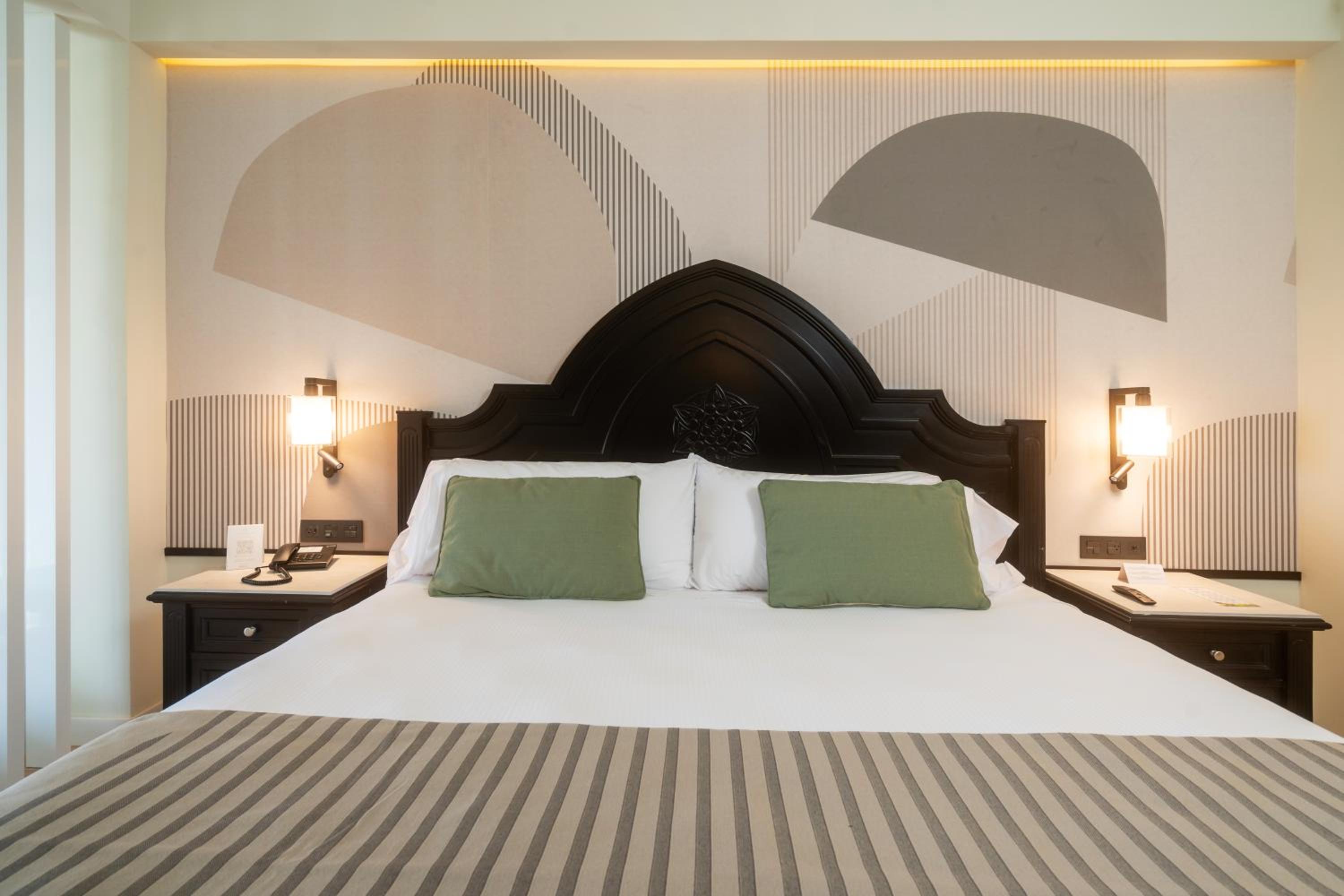 2 Bedroom Junior Suite