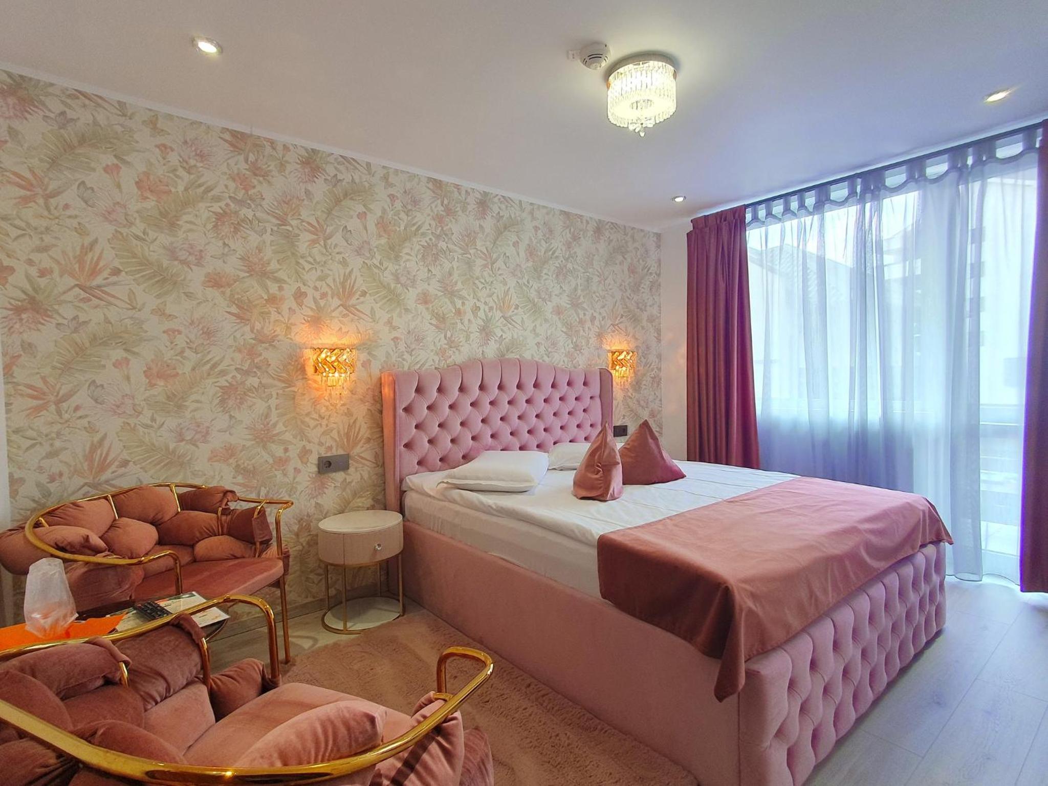 Deluxe Double Room - Photo 2