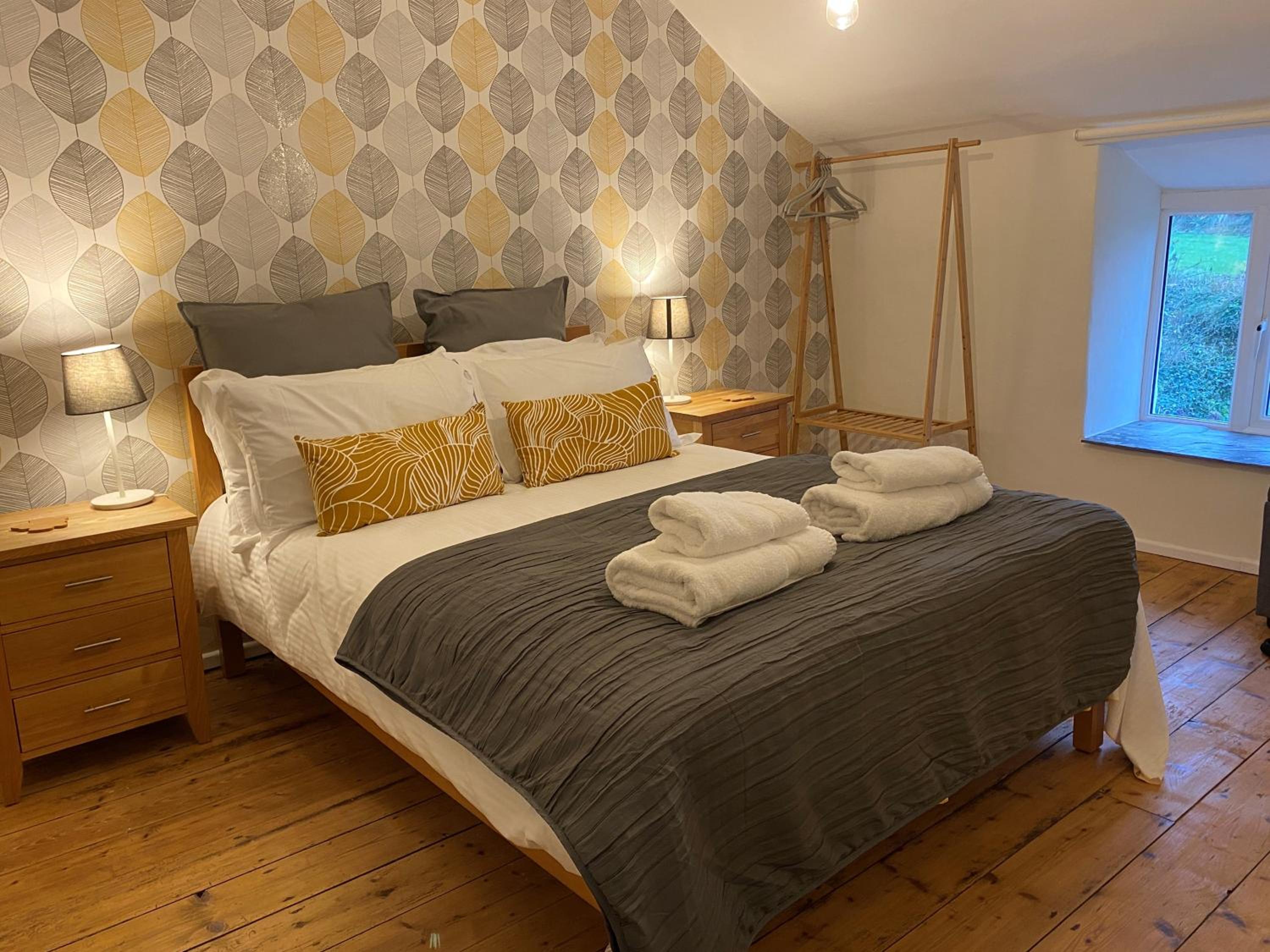 Three-Bedroom House photo 1