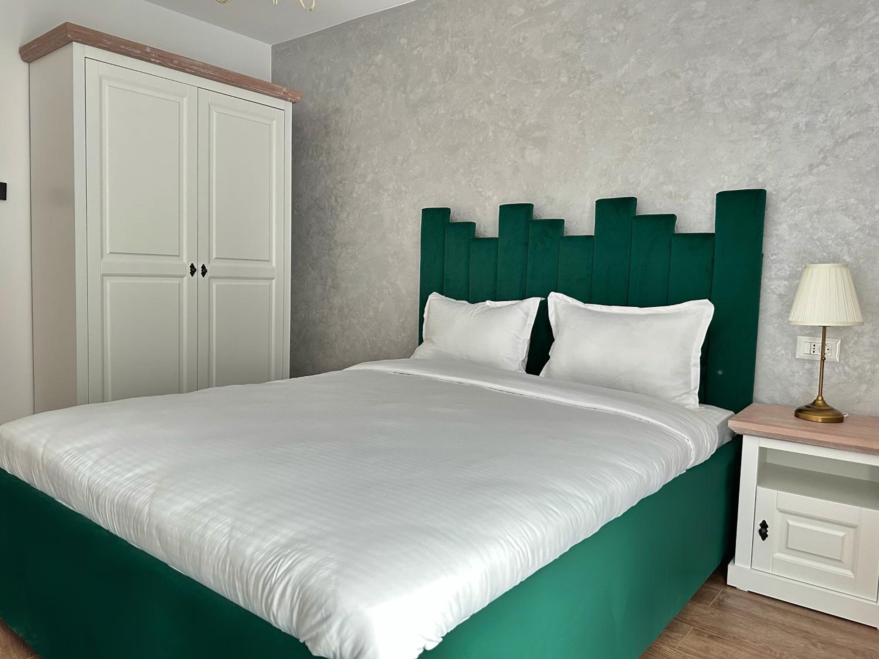 Two-Bedroom Apartment with Terrace photo 3