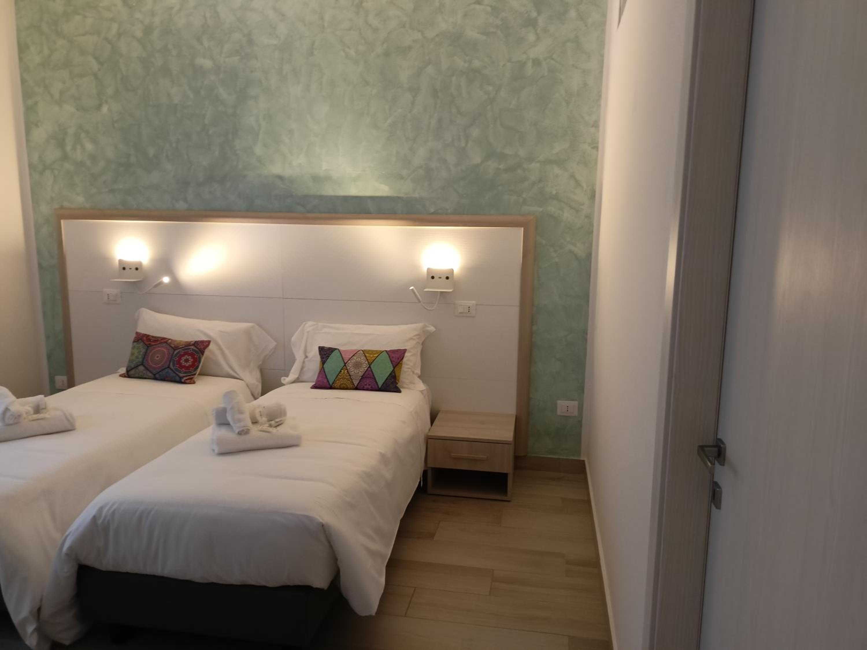 Deluxe Double Room with Private Bathroom