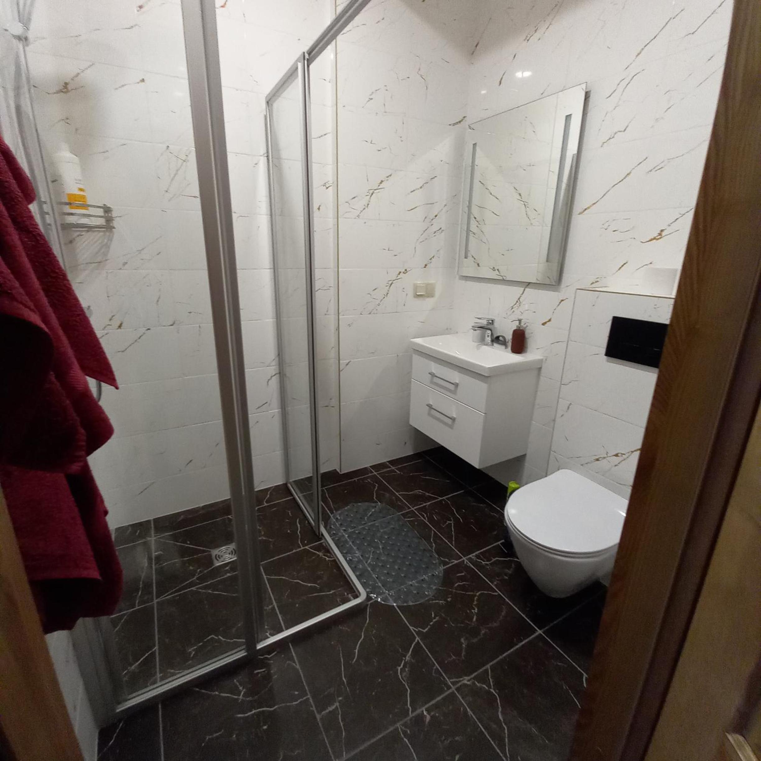 Large Double or Twin Room