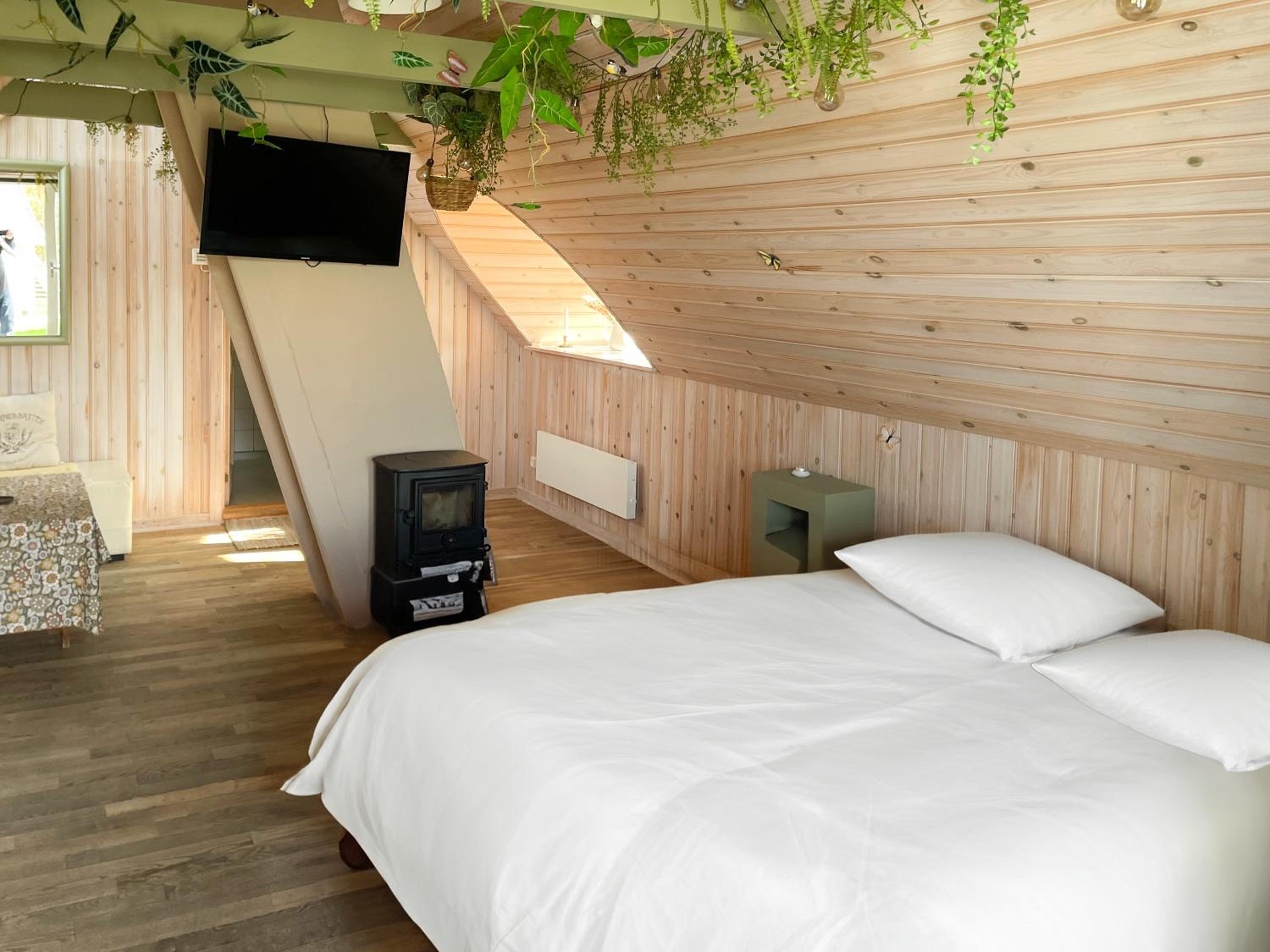 Double Room with Private Bathroom photo 2