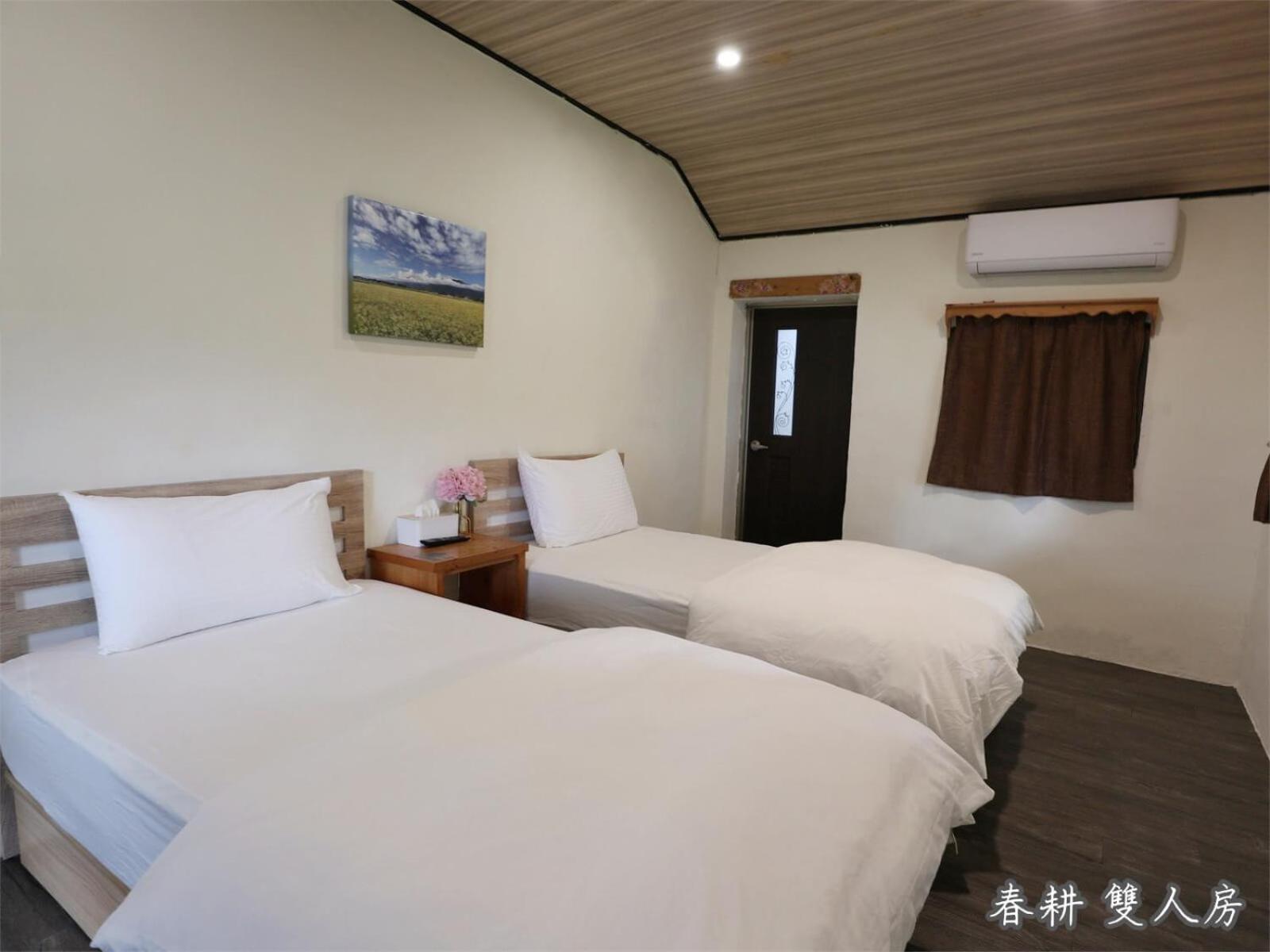 Standard Double Room with Mountain View photo 1