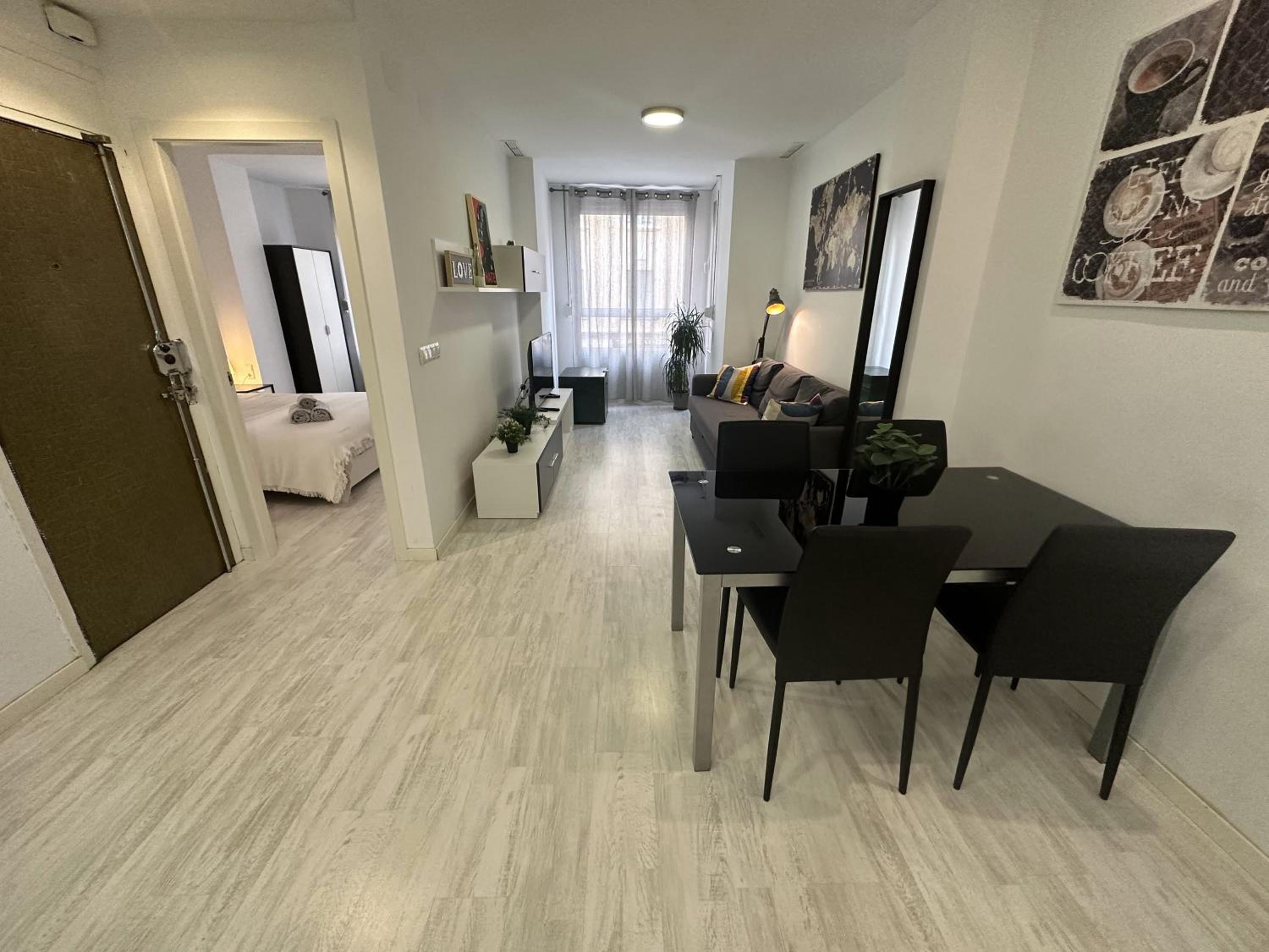 Two-Bedroom Apartment - Photo 11