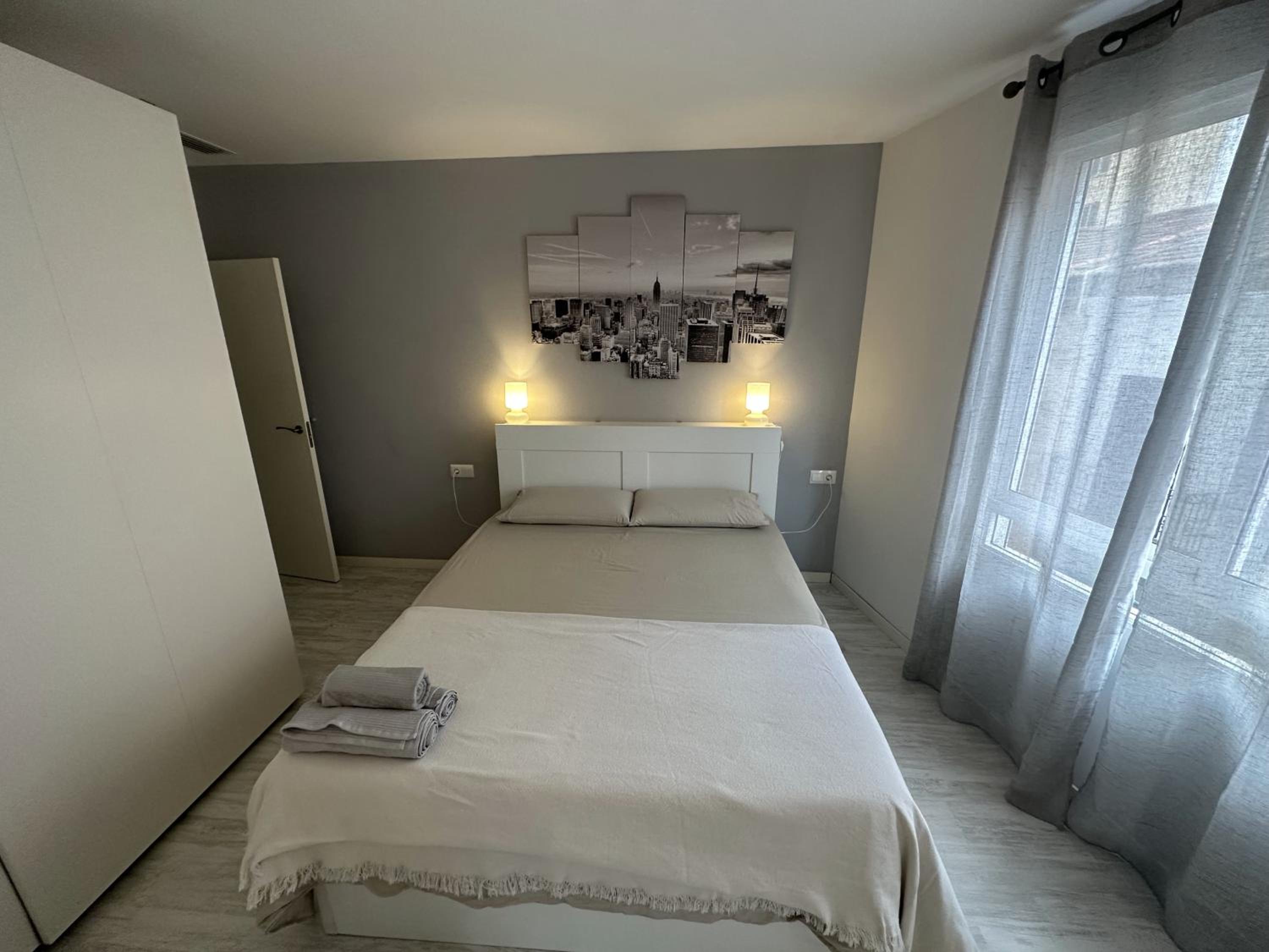 Two-Bedroom Apartment - Photo 3