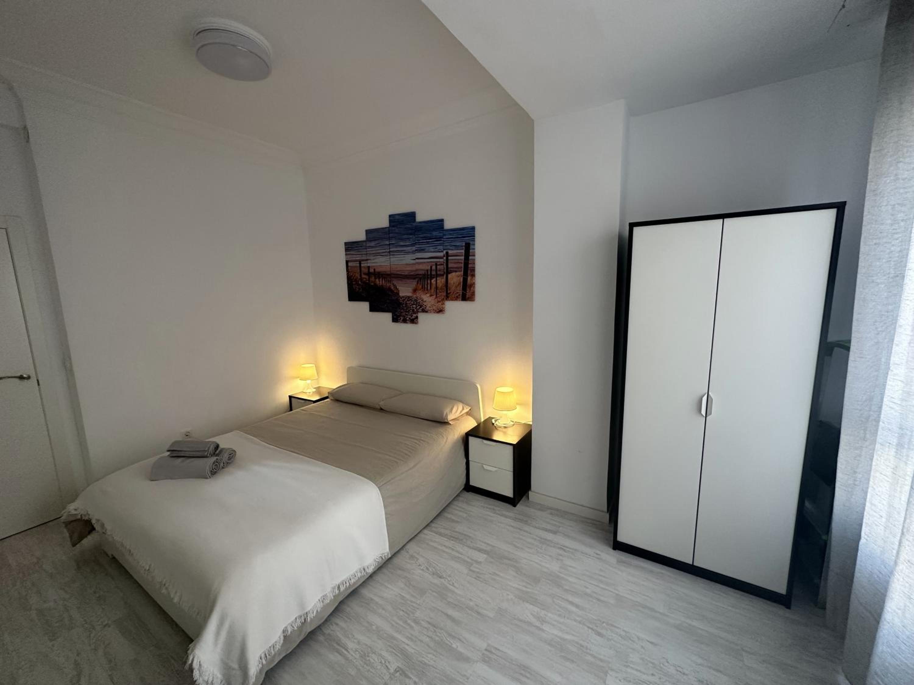 Two-Bedroom Apartment - Photo 15