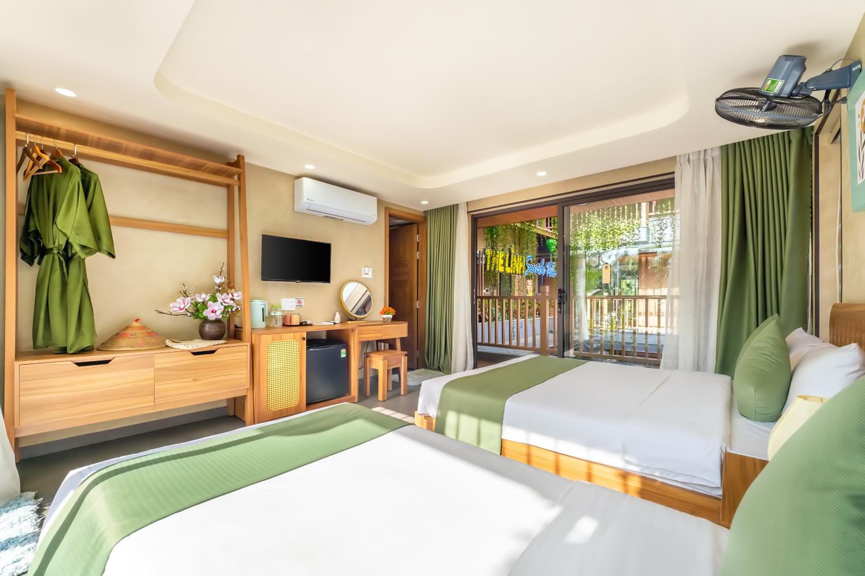 Triple Room with Garden View photo 3