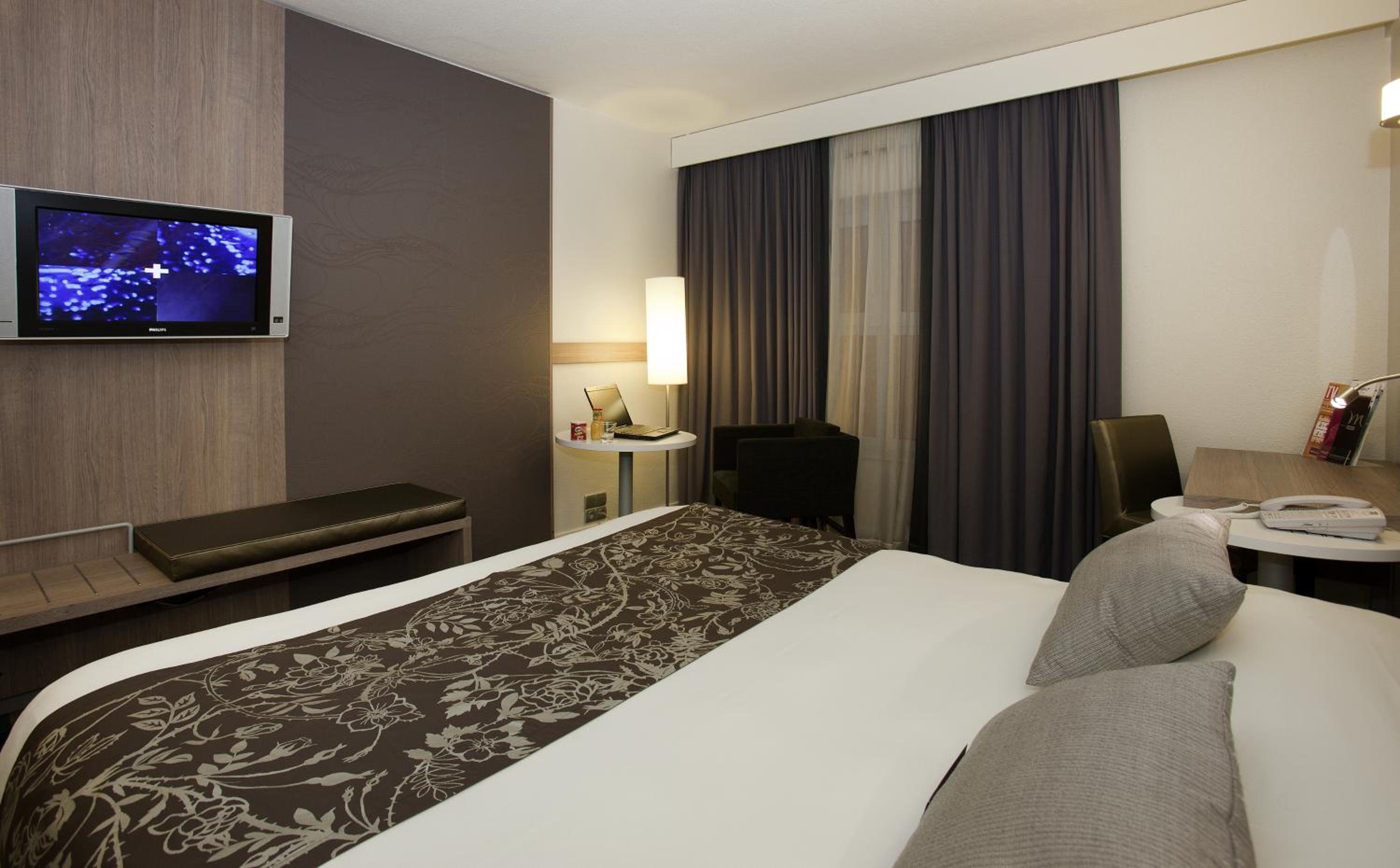 Standard Room with Two Zip Beds - Photo 12