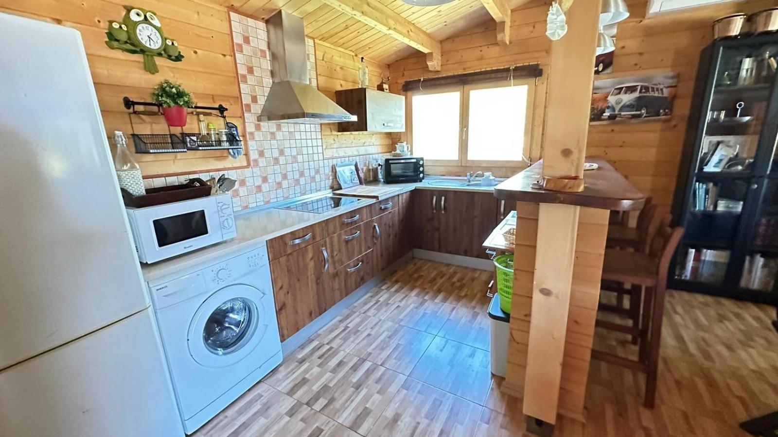 Two-Bedroom House photo 2