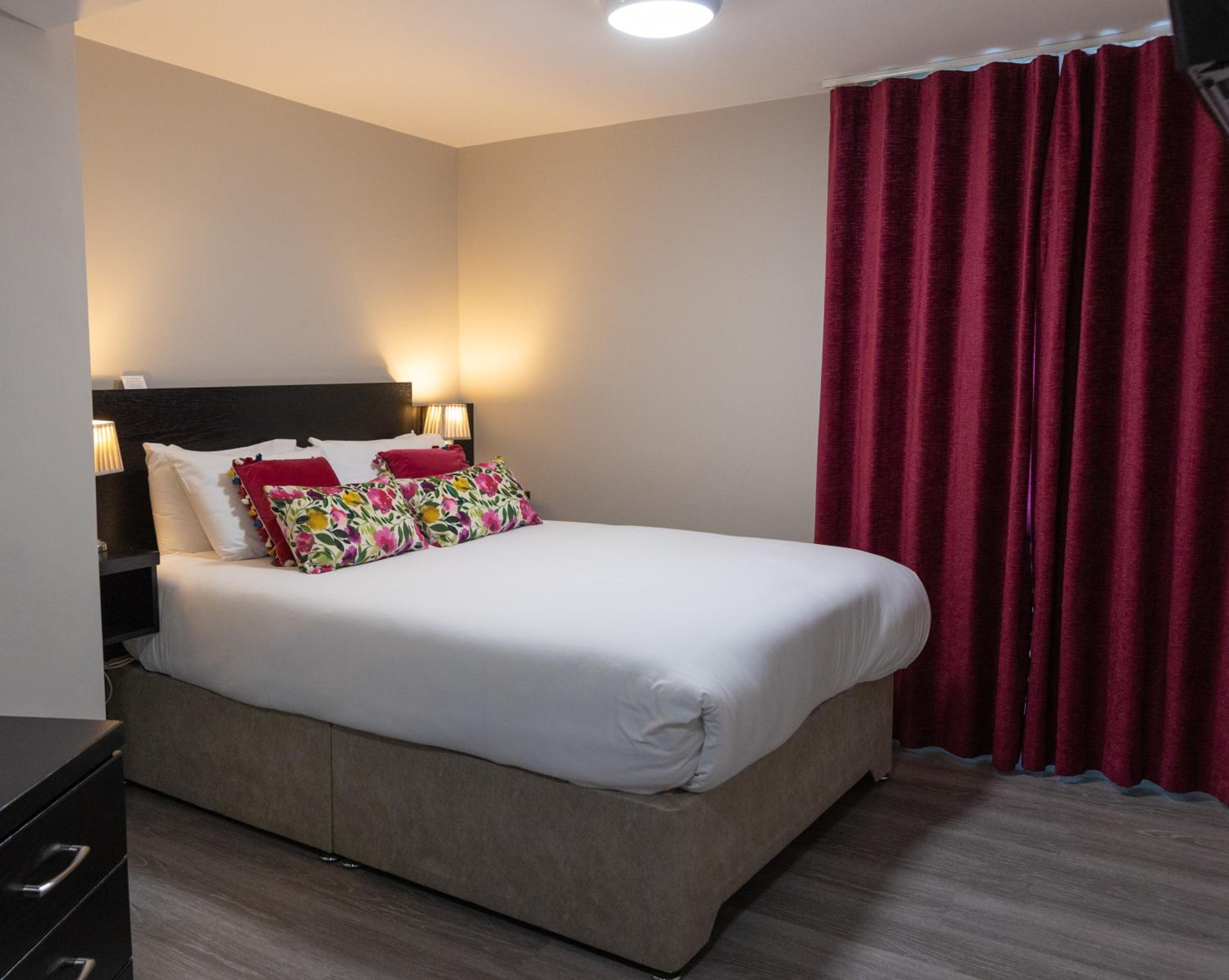 Standard Double Room photo 3