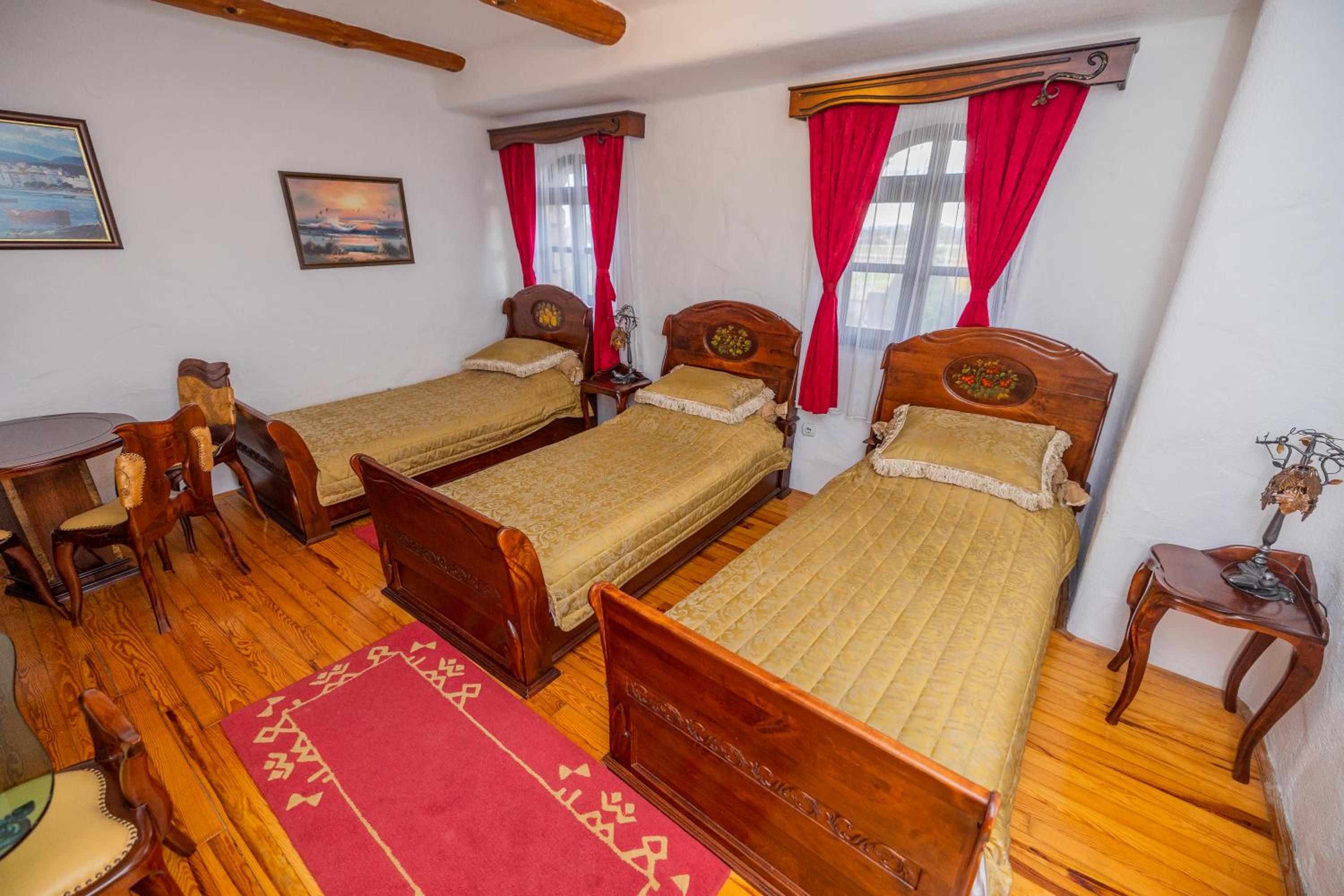 Classic Triple Room
