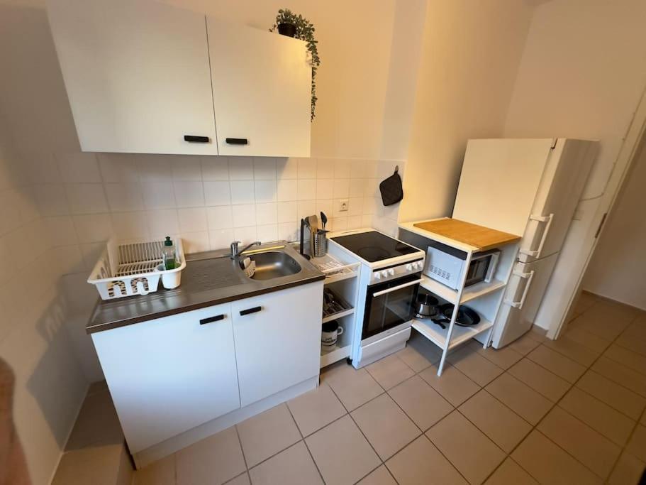 One-Bedroom Apartment photo 2