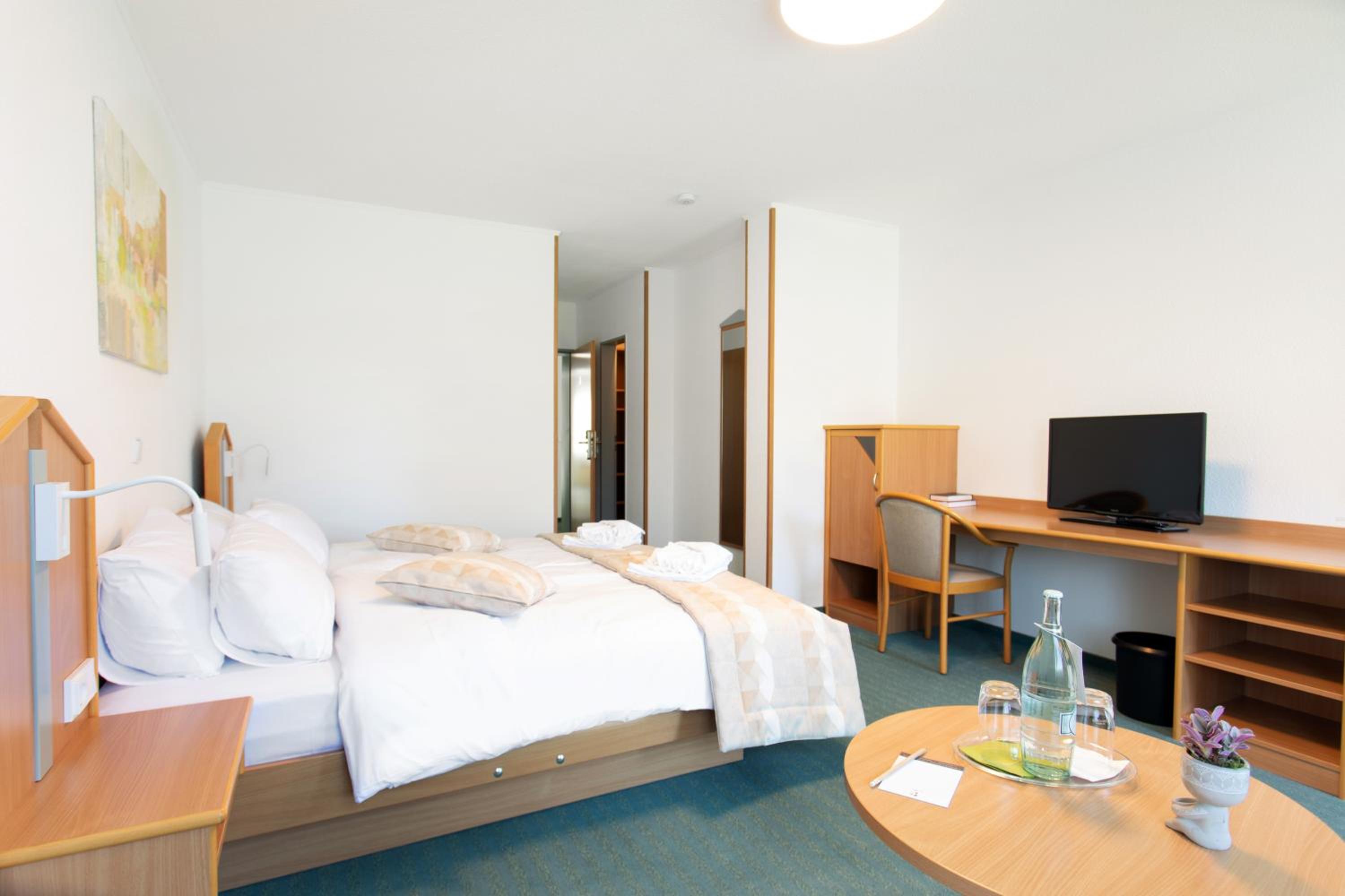 Double Room - Photo 3