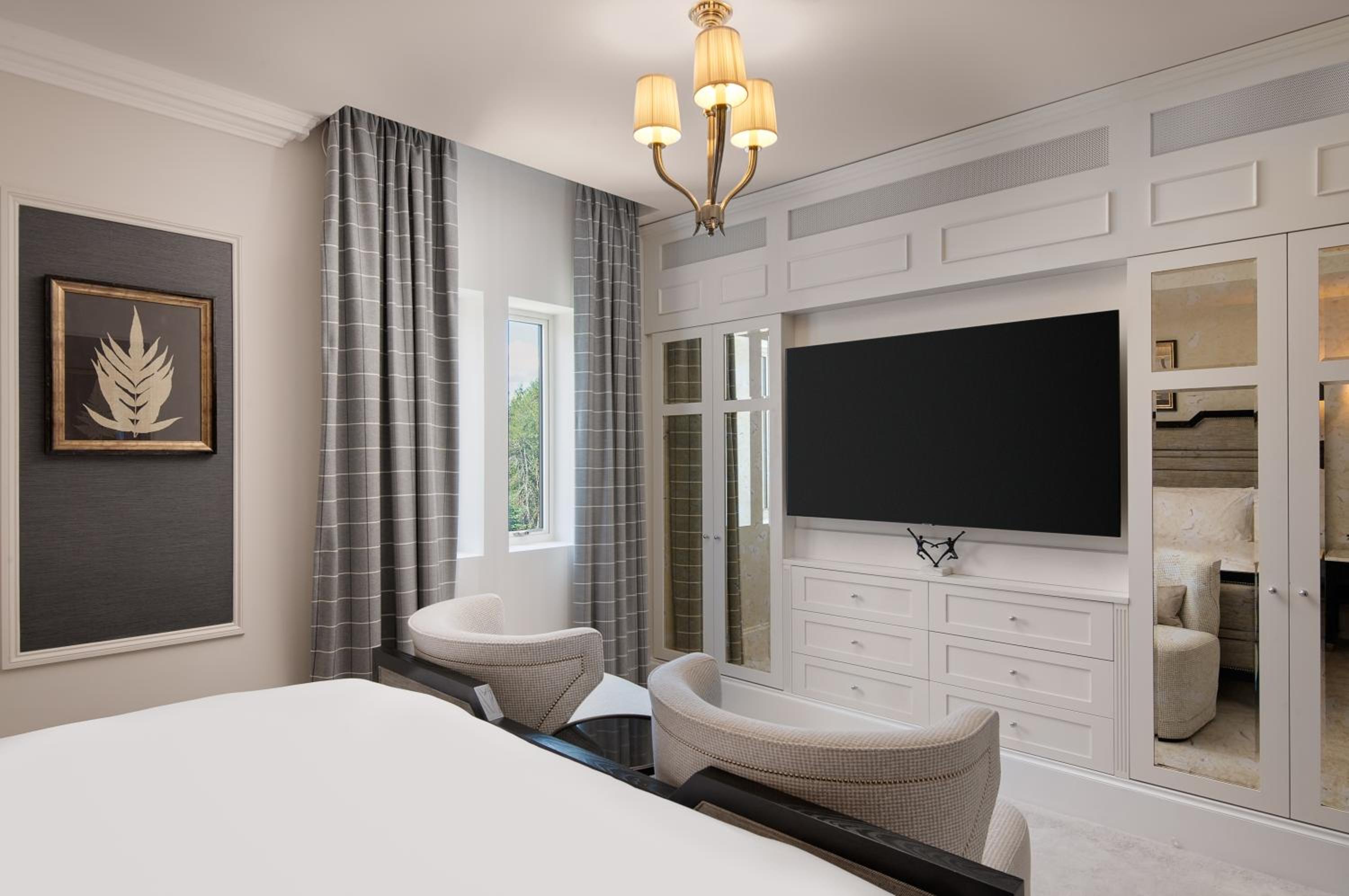 Luxury Two Bedroom King Suite - Photo 4