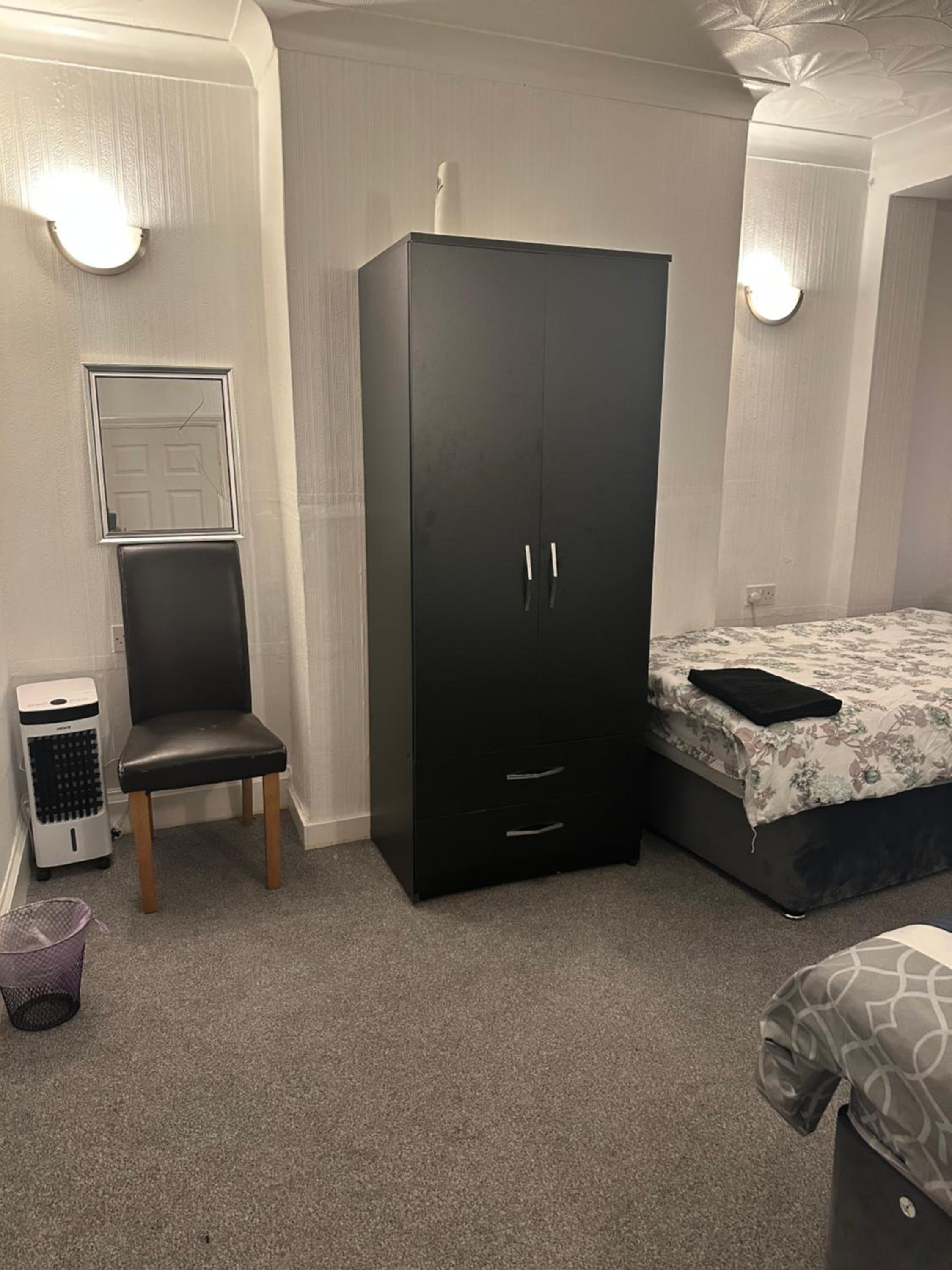 Deluxe Room (2 Adults + 1 Child) photo 3