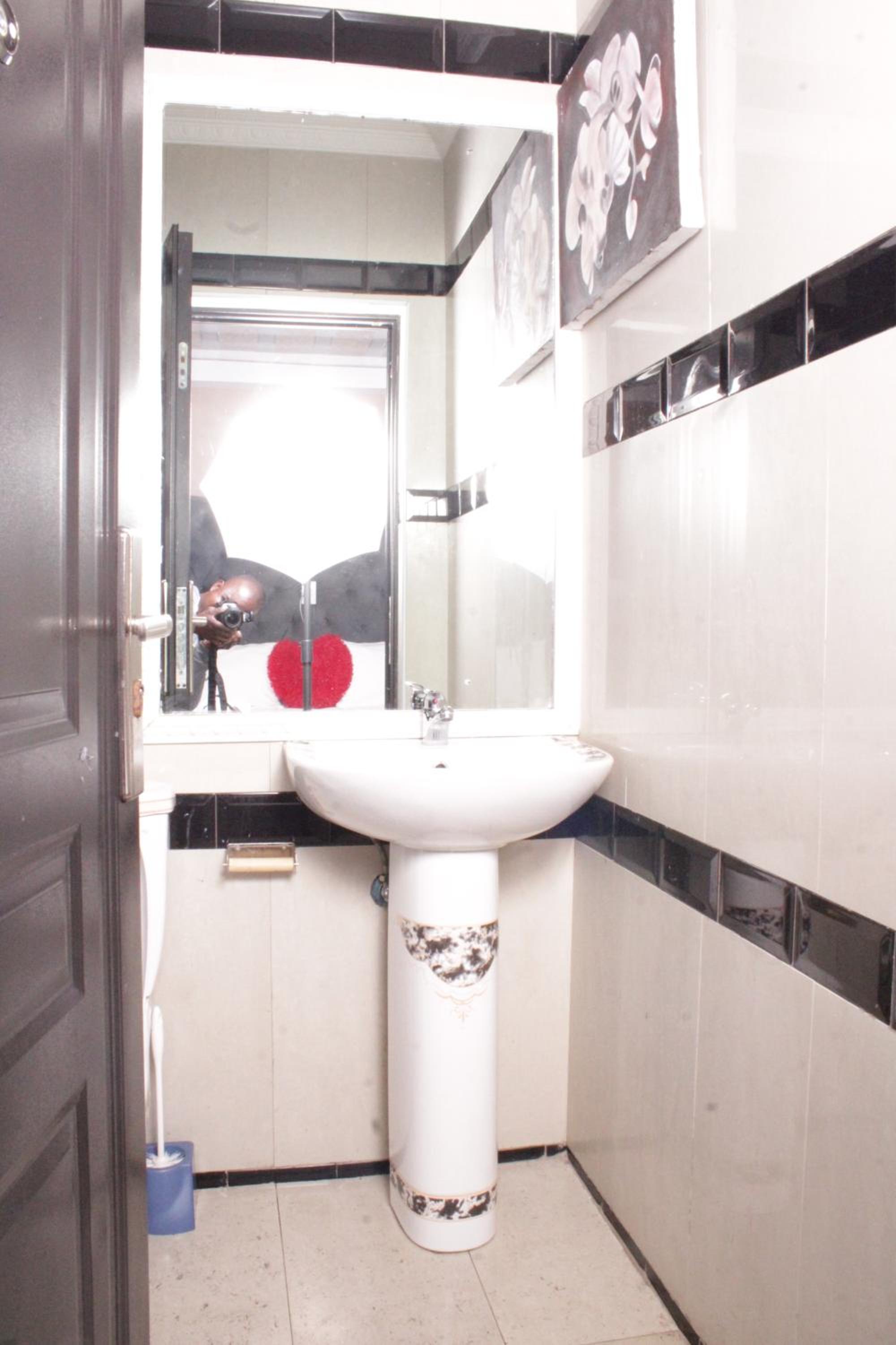 Deluxe Double Room with Shower