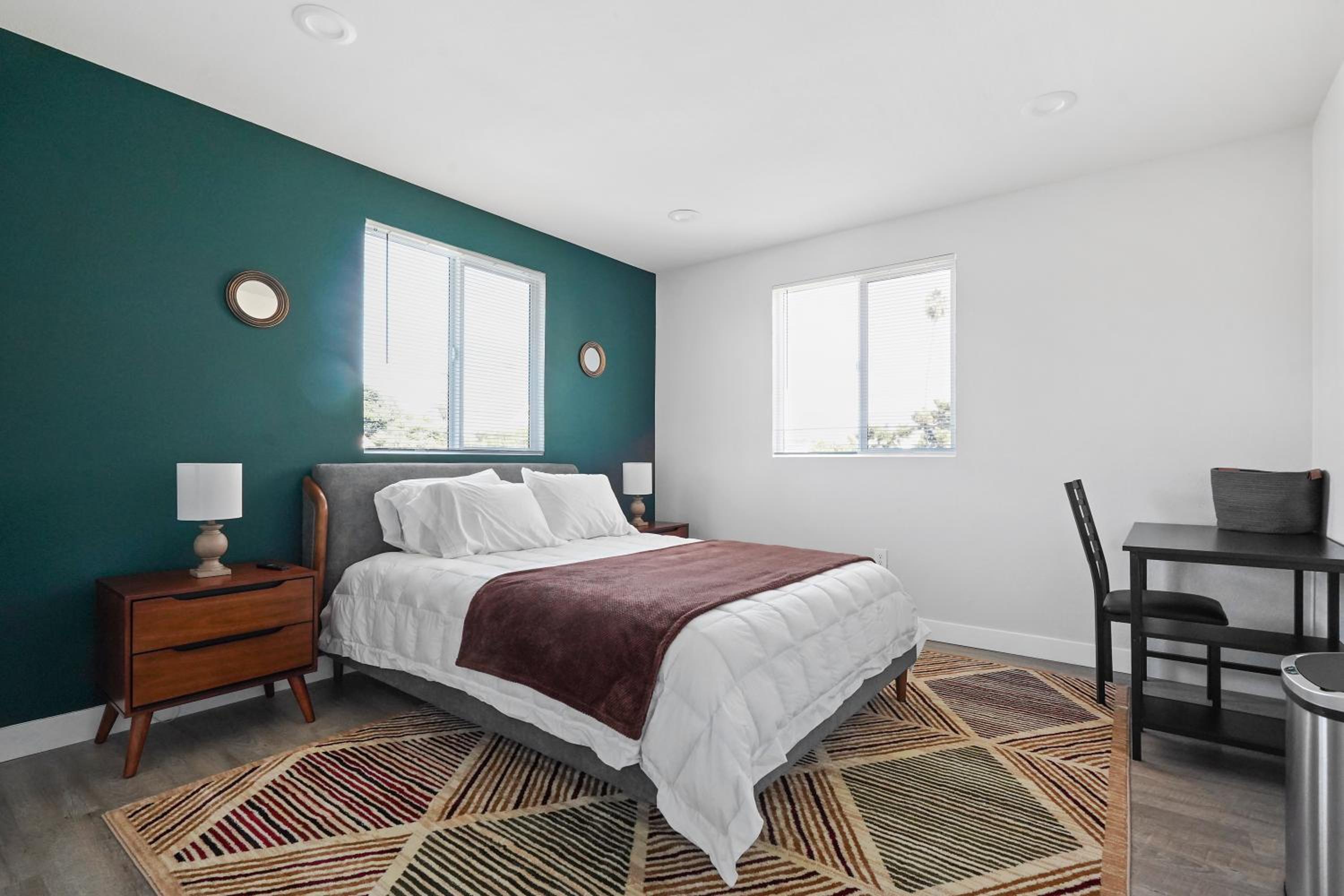Deluxe Double Room with Bath
