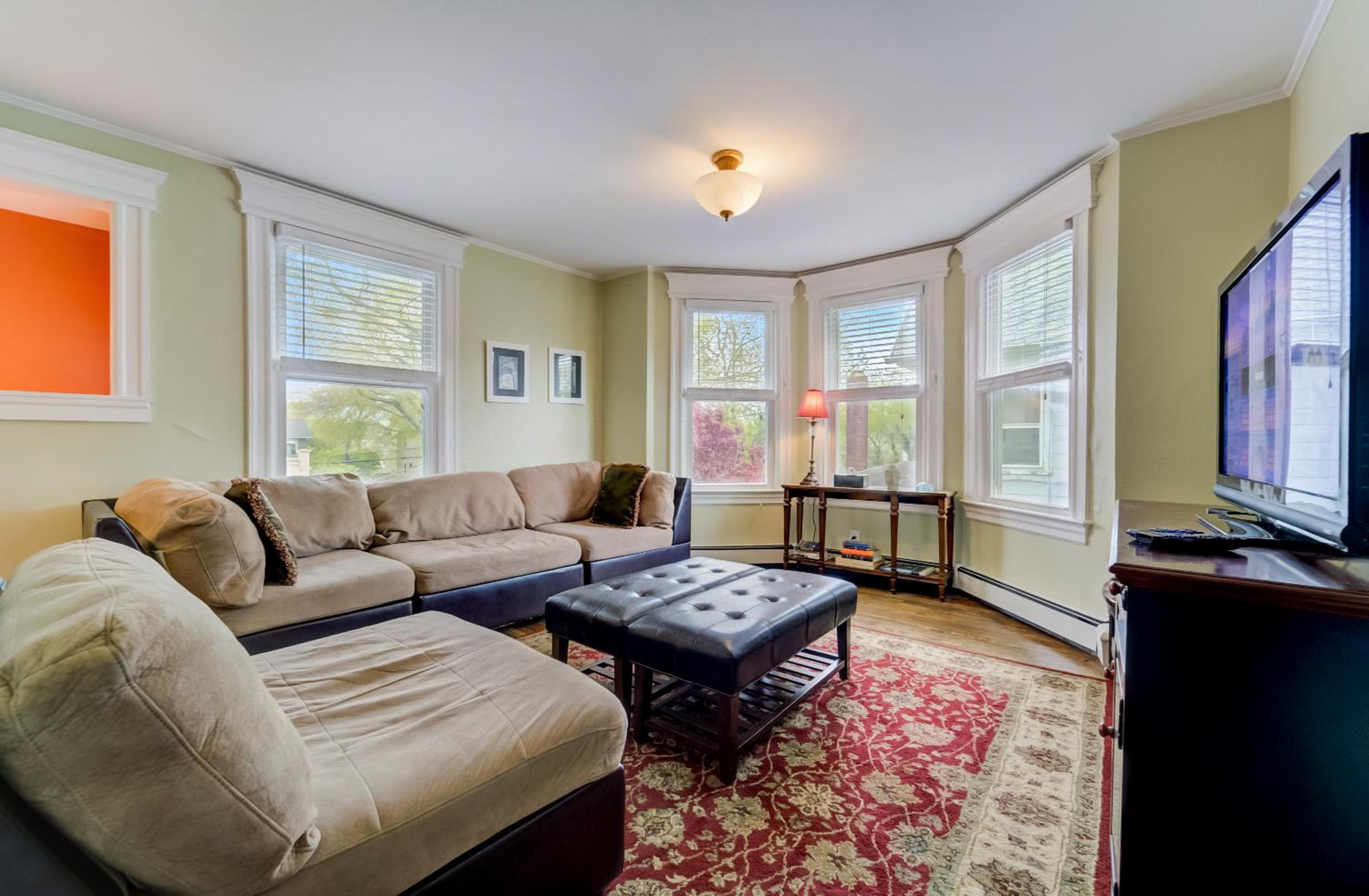 Apartment photo 1
