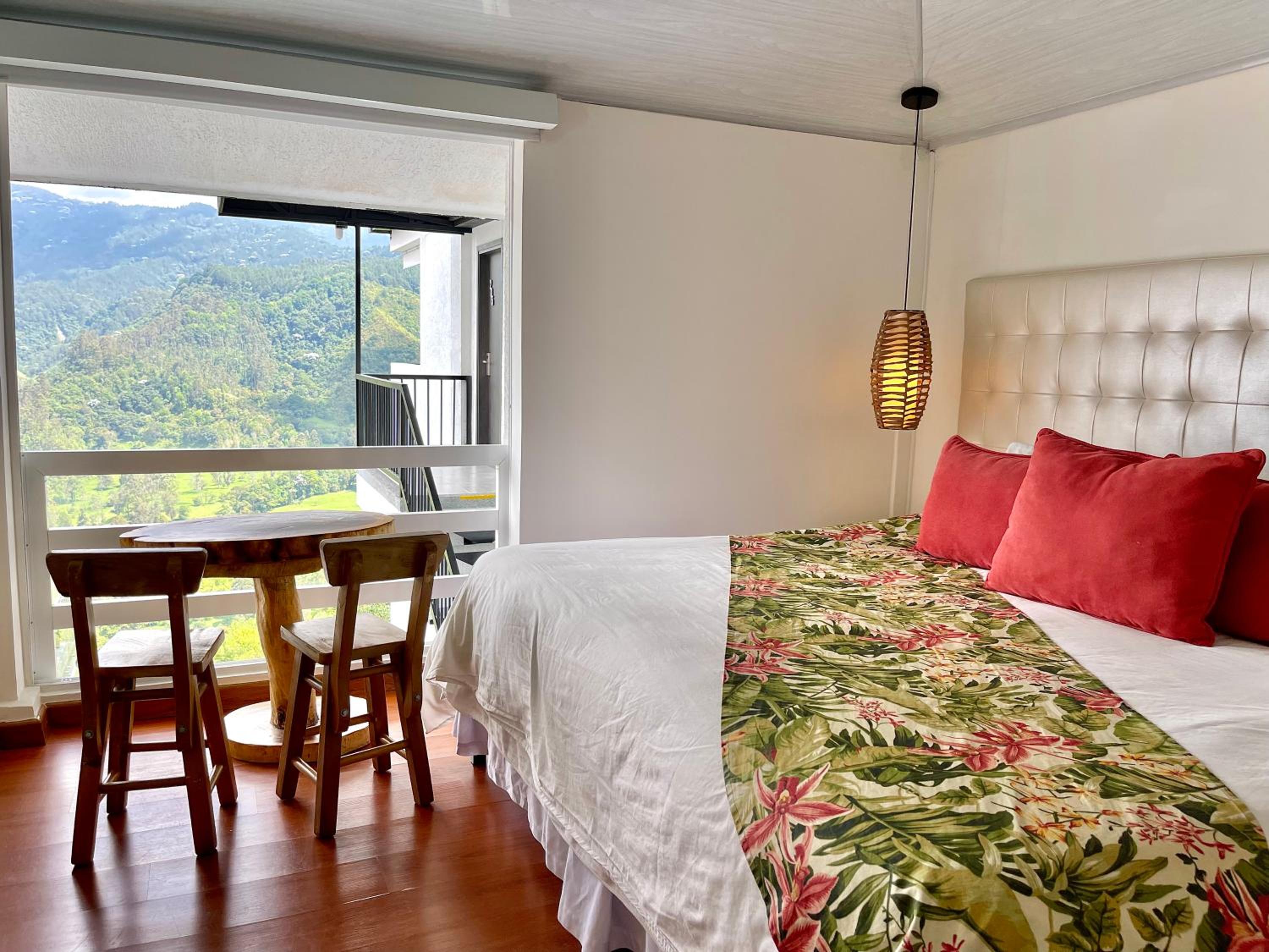 King Room with Mountain View