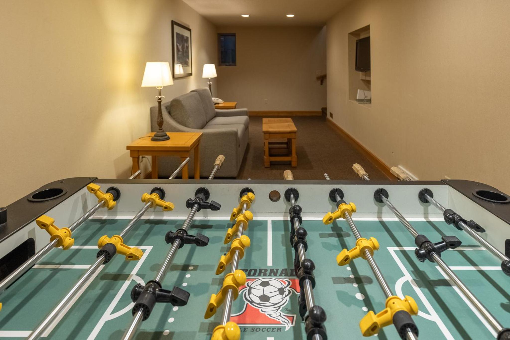 Premier Two-Bedroom Apartment with Games Room - Loft 3 Queens - Photo 10