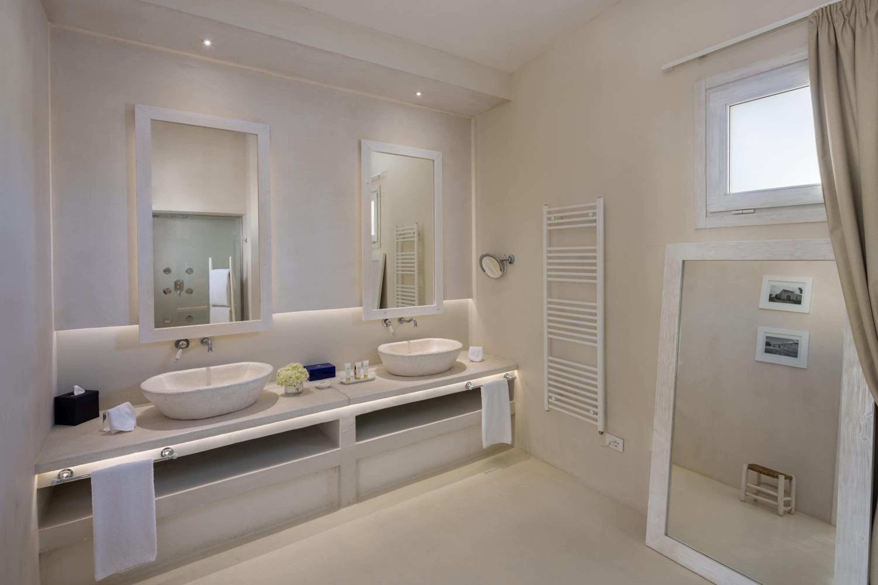 Junior Suite with Sunset View - Photo 3