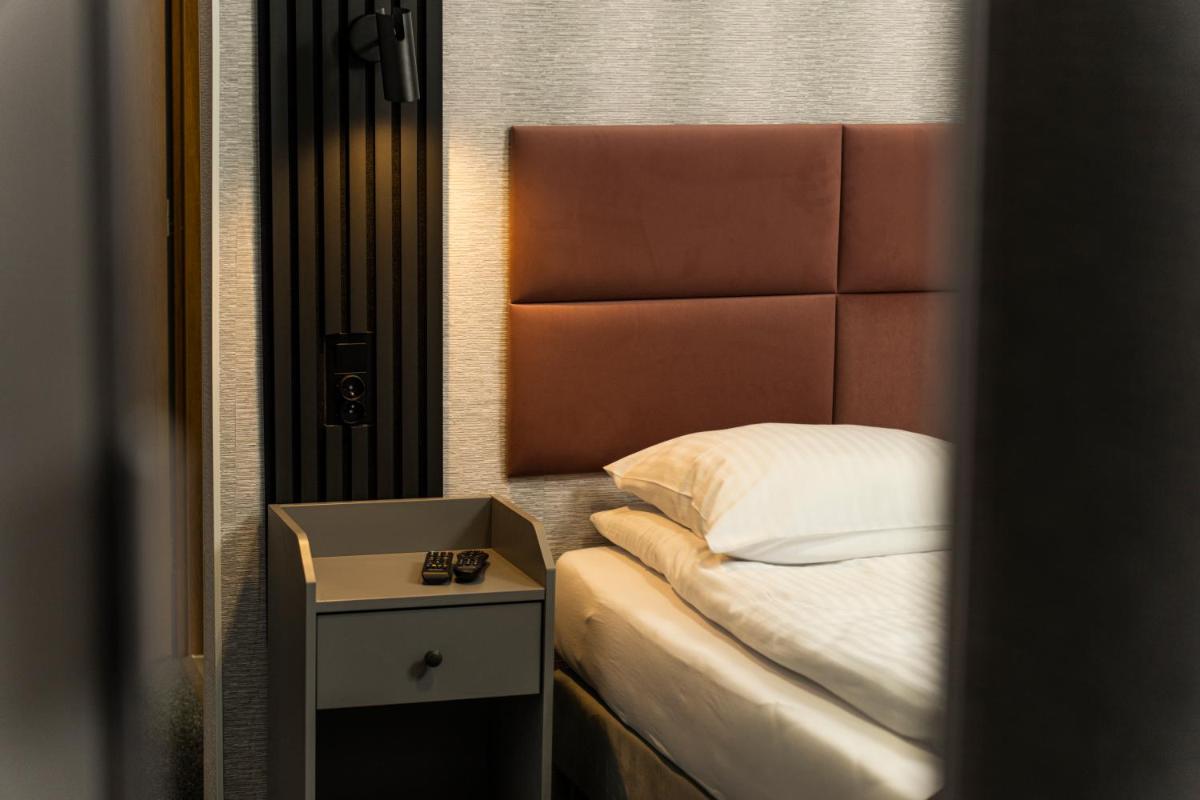 Superior Double or Twin Room photo 3