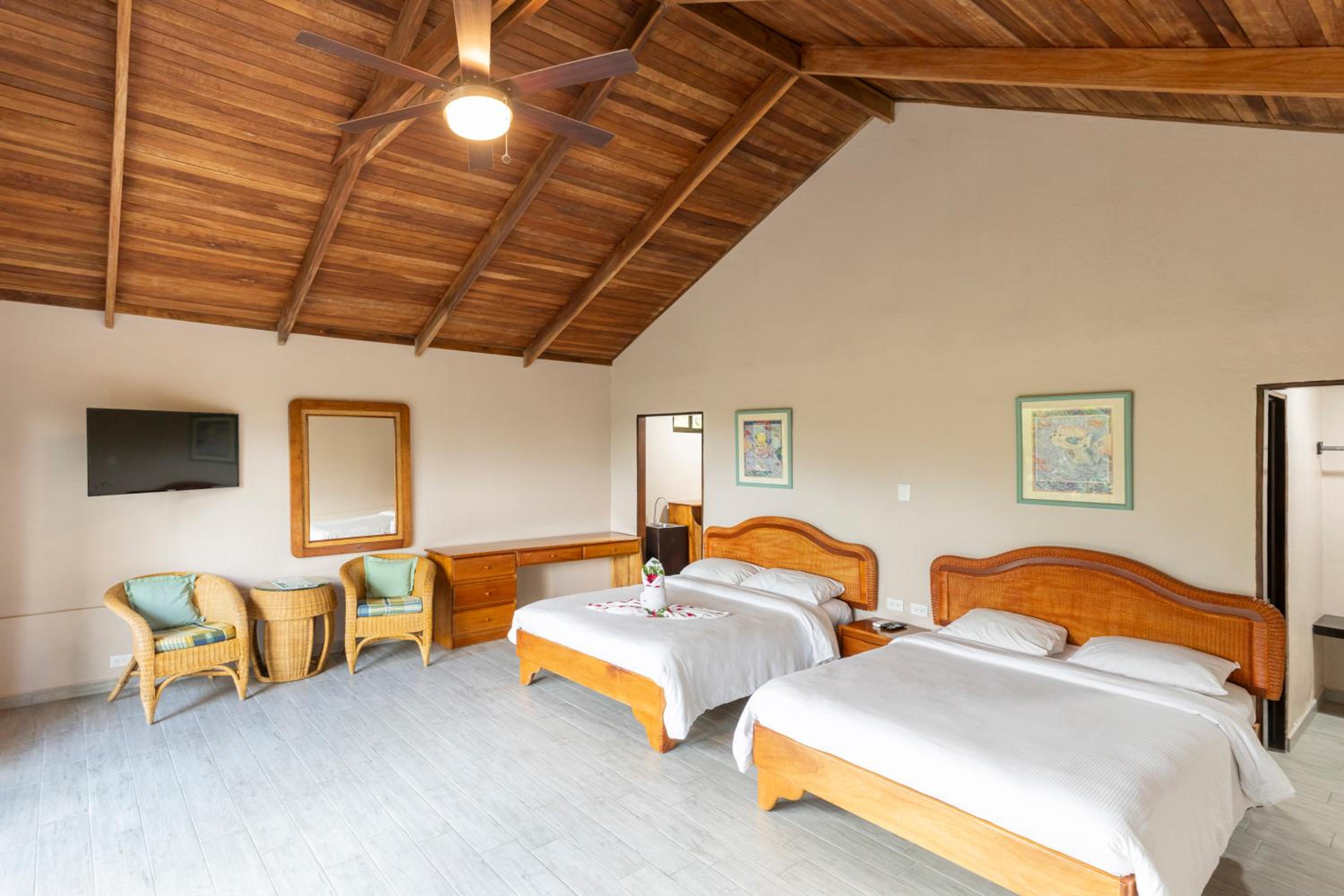 Deluxe Bungalow with Garden View - Photo 1