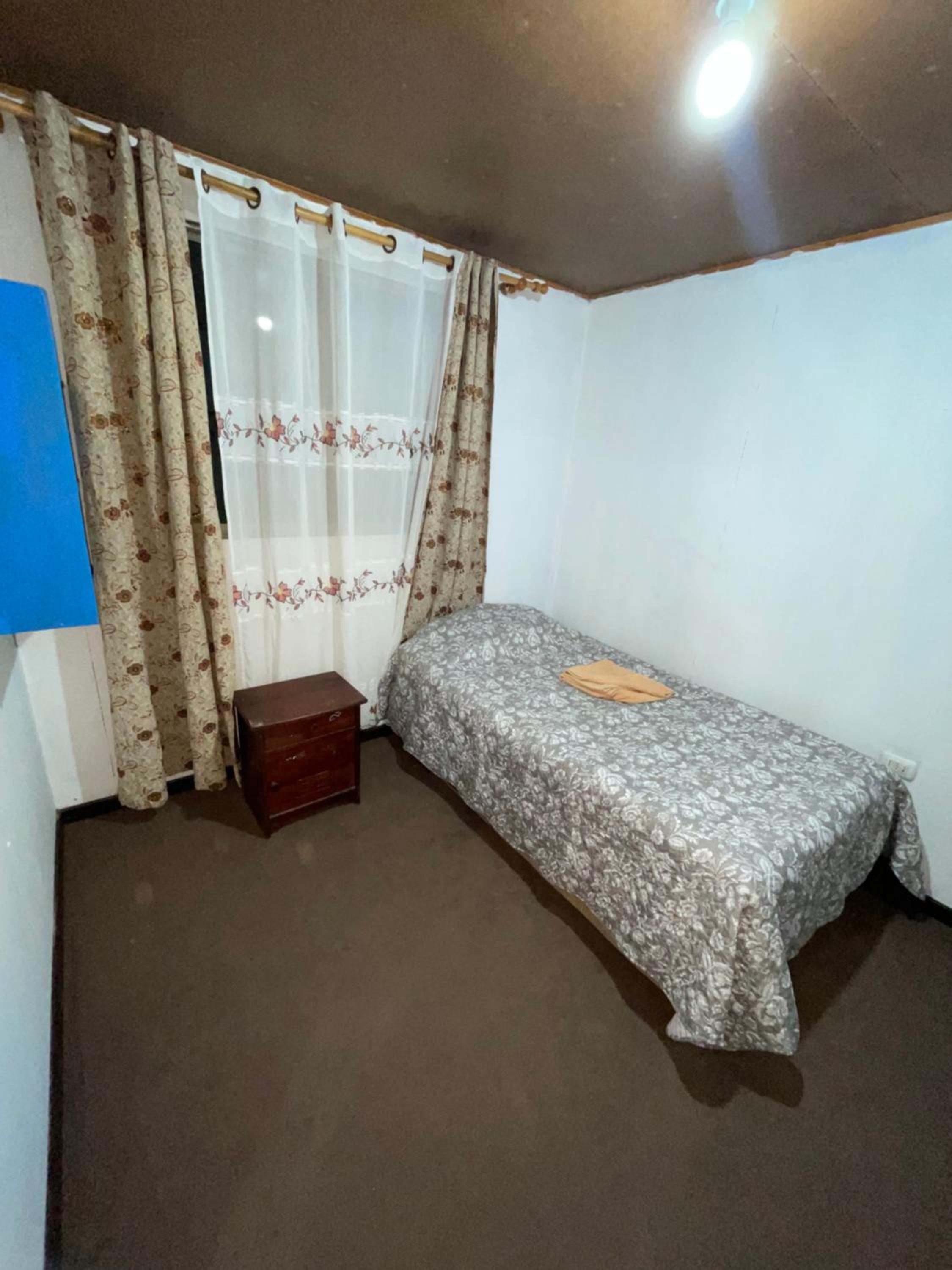 Standard Double Room with Shared Bathroom photo 3